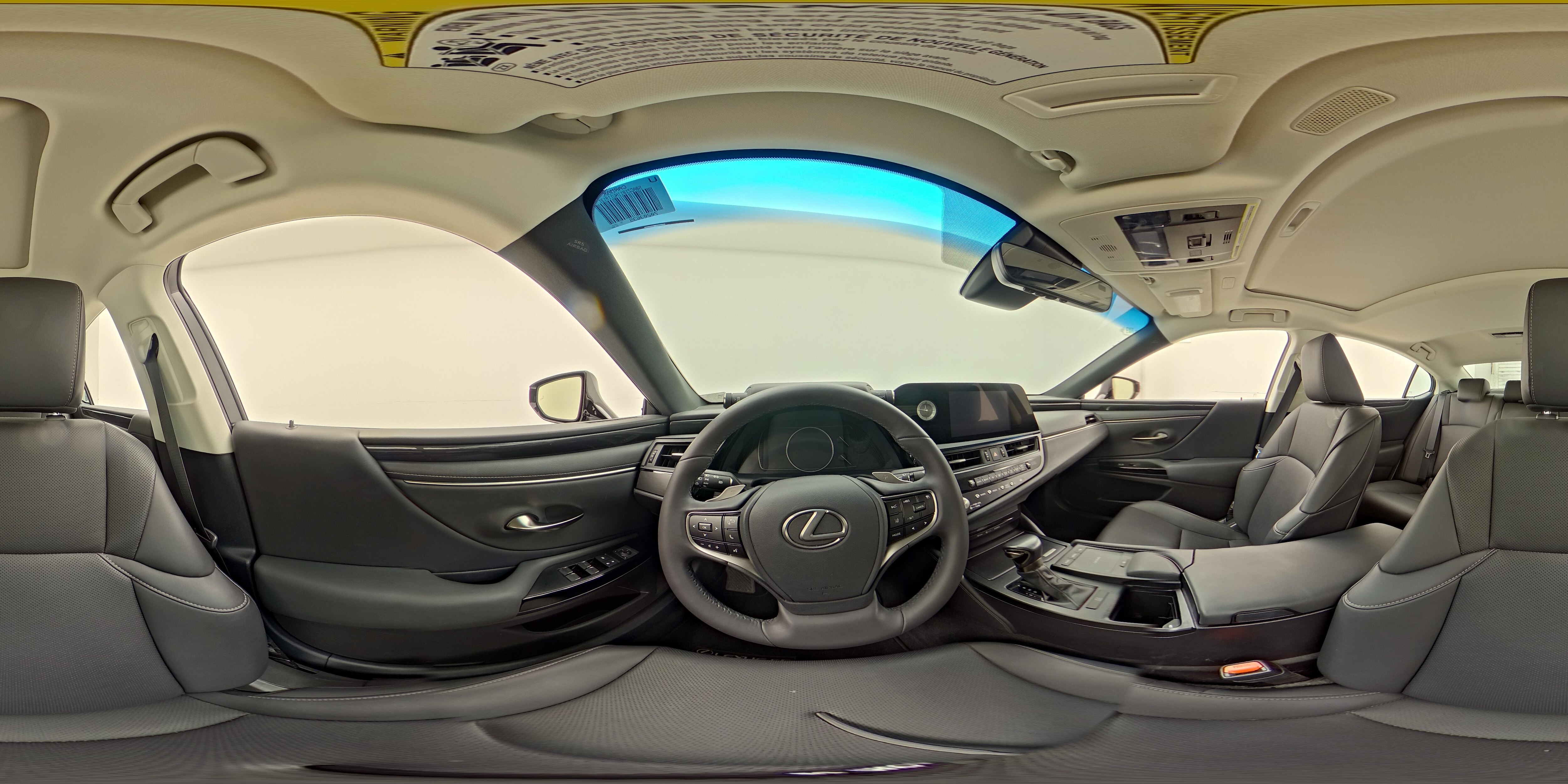 2022 Lexus ES 350 - Photo 26