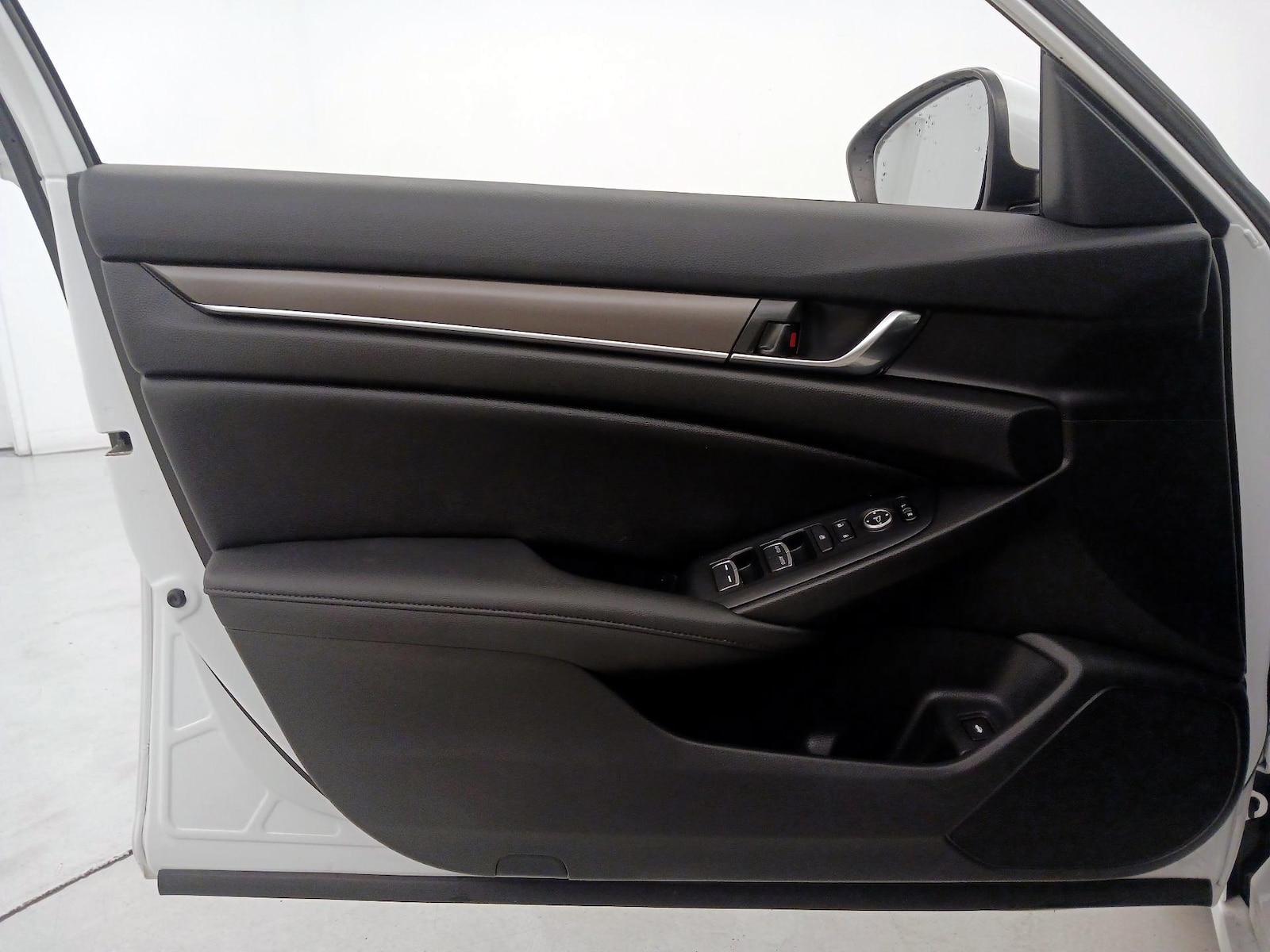 2020 Honda Accord LX - Photo 13