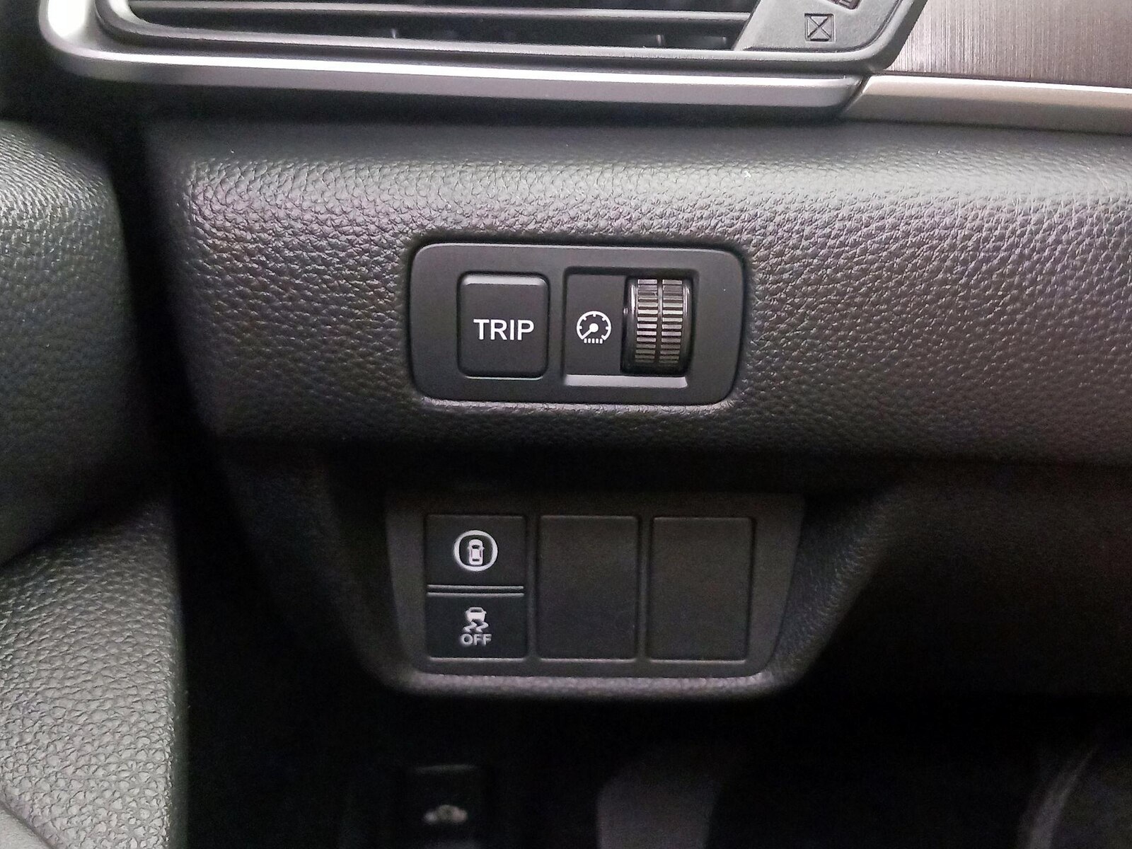 2020 Honda Accord LX - Photo 14