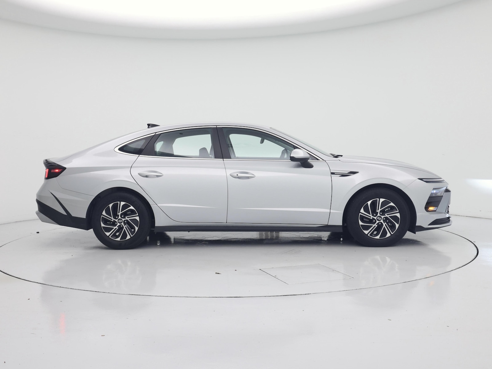 2026 Hyundai Sonata Hybrid Blue - Photo 8