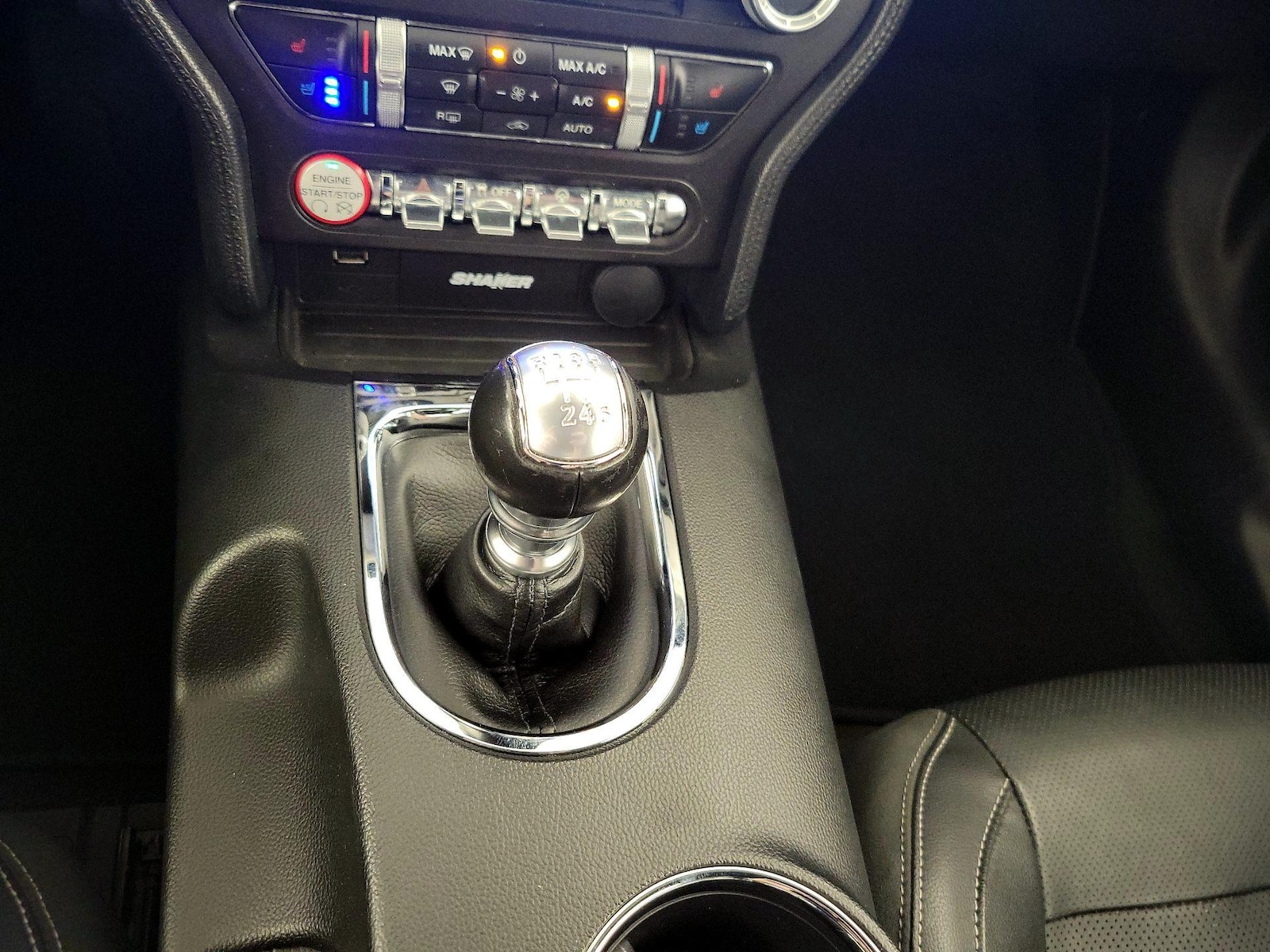 2017 Ford Mustang GT Premium - Photo 17
