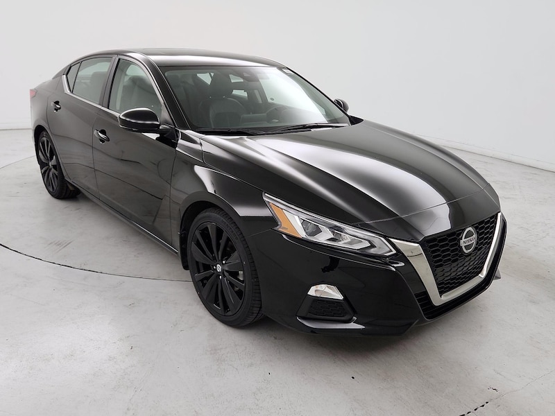 2022 Nissan Altima SR