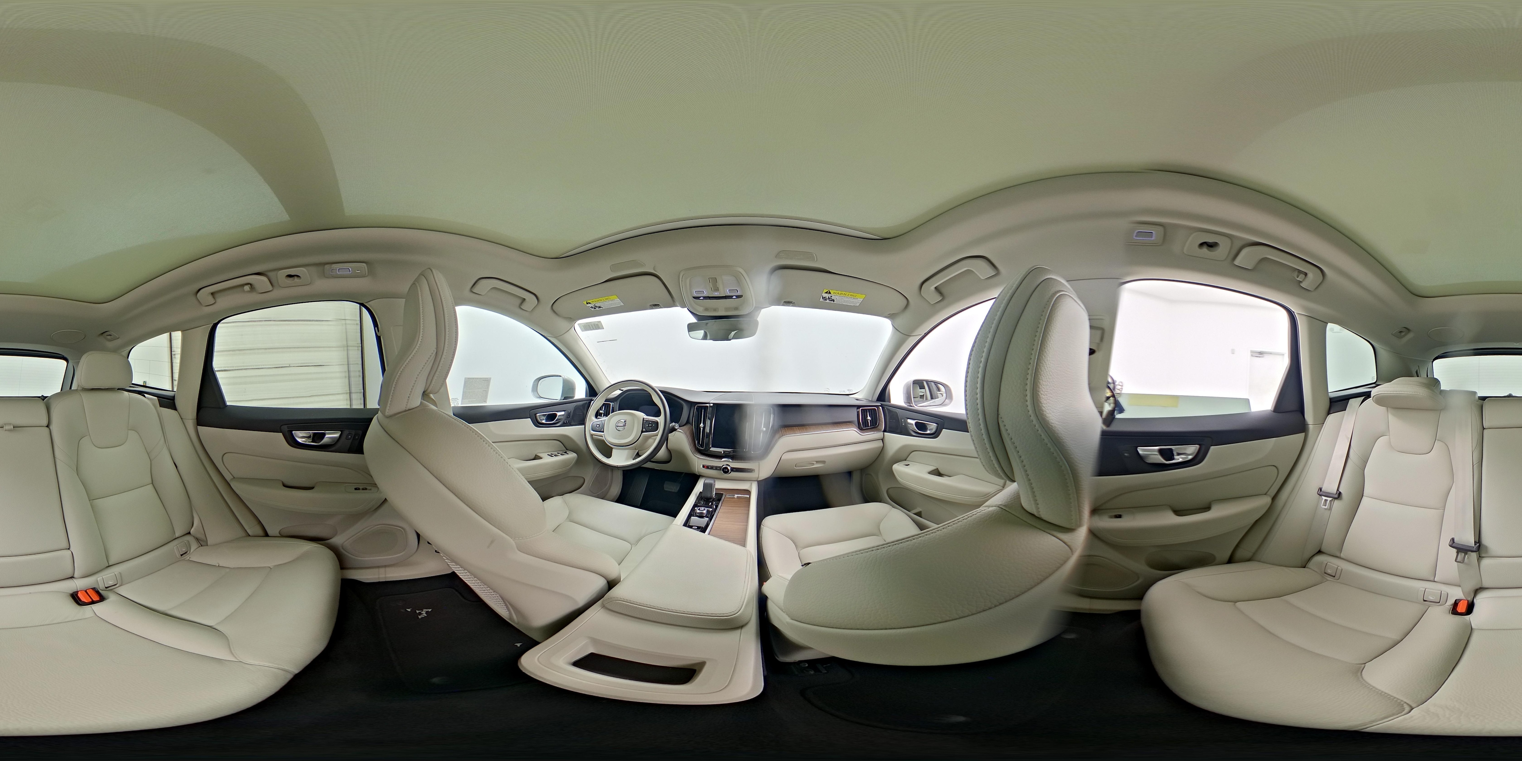 2022 Volvo XC60 Momentum - Photo 26