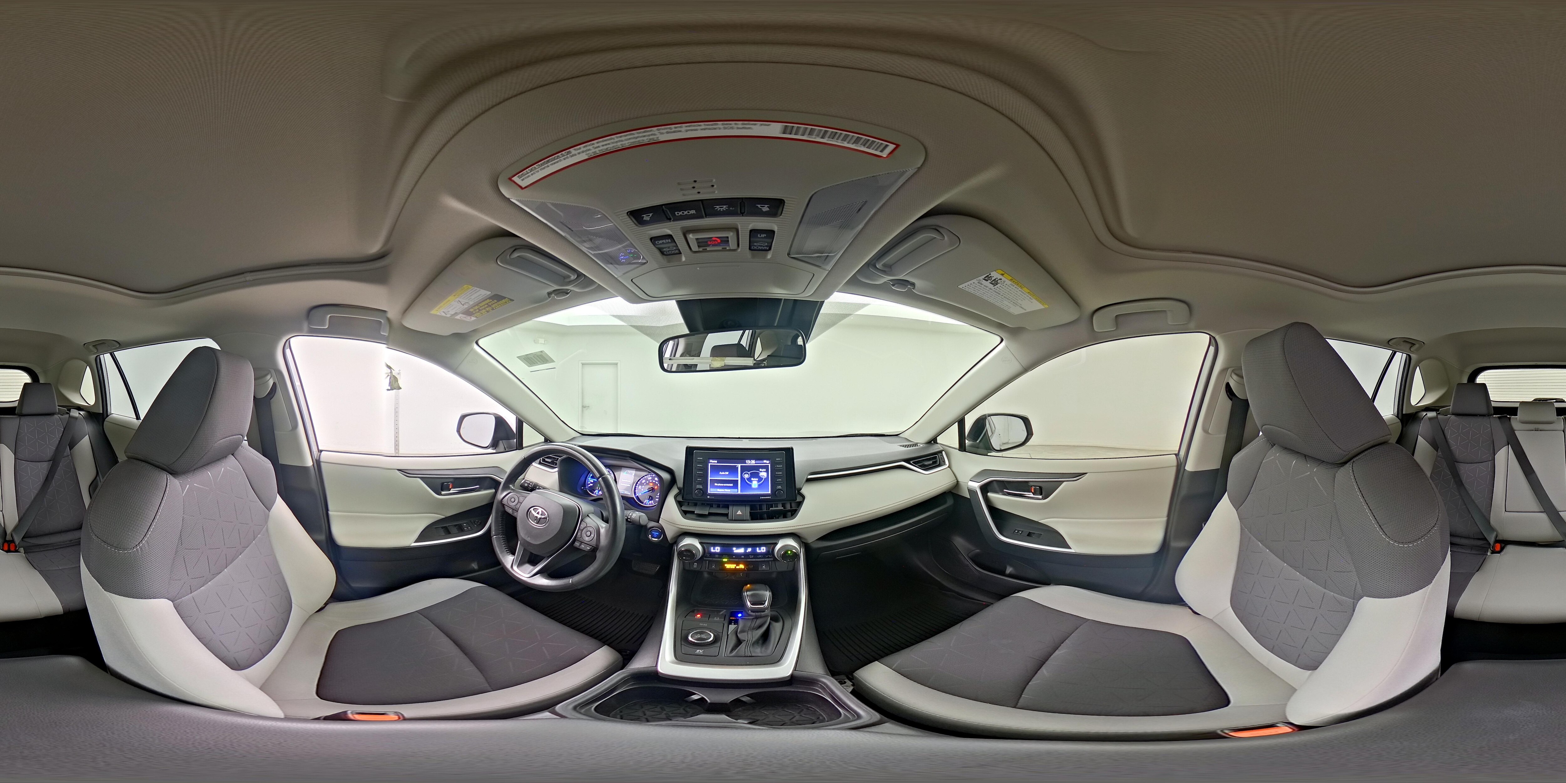 2021 Toyota RAV4 XLE - Photo 24