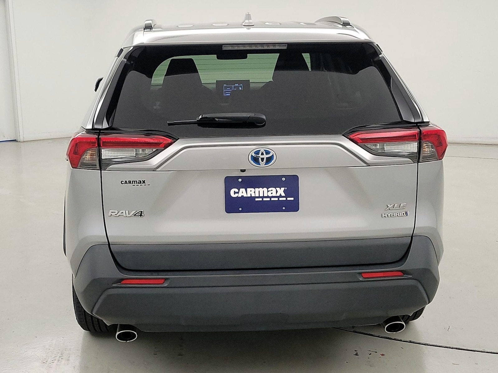 2021 Toyota RAV4 XLE - Photo 7