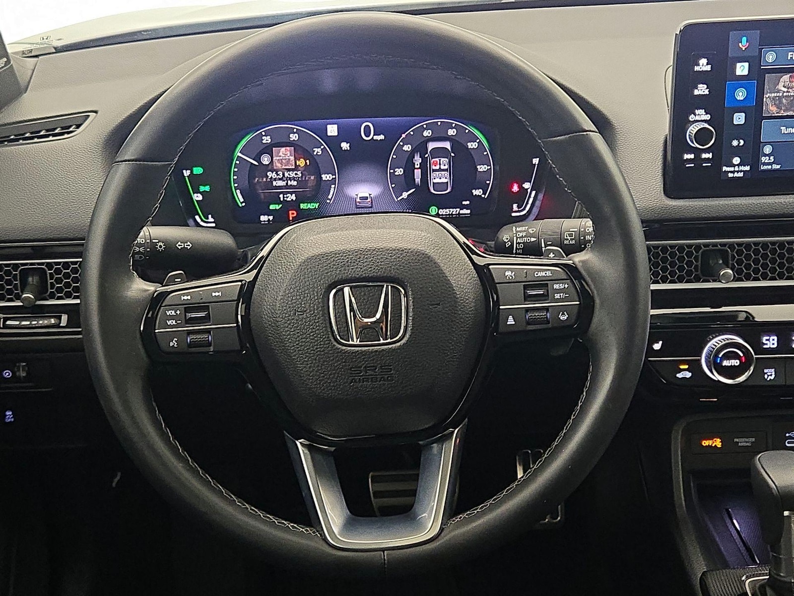 2025 Honda Civic Hatchback Sport Touring - Photo 11