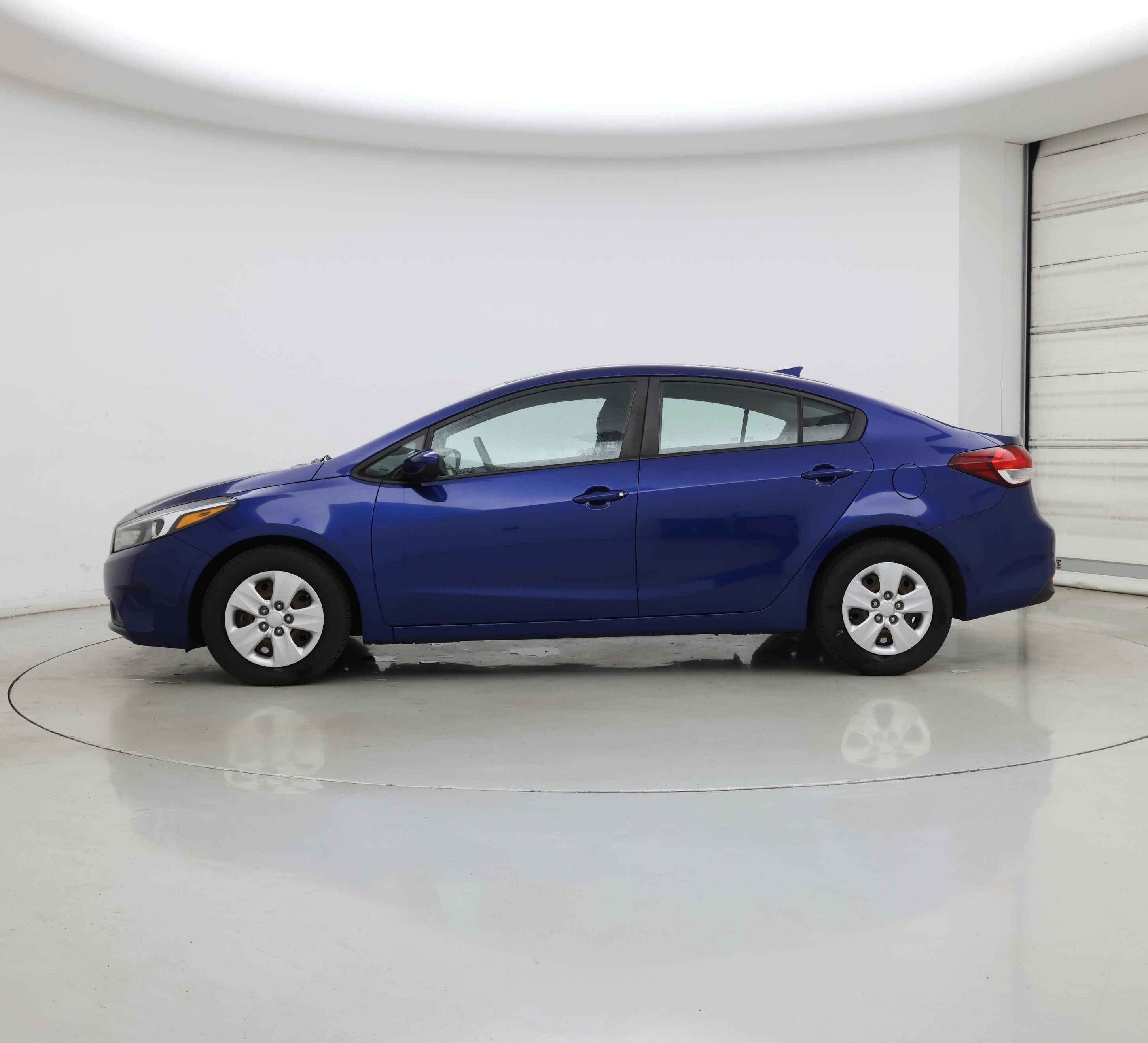 Thumbnail: 2018 Kia Forte - 3