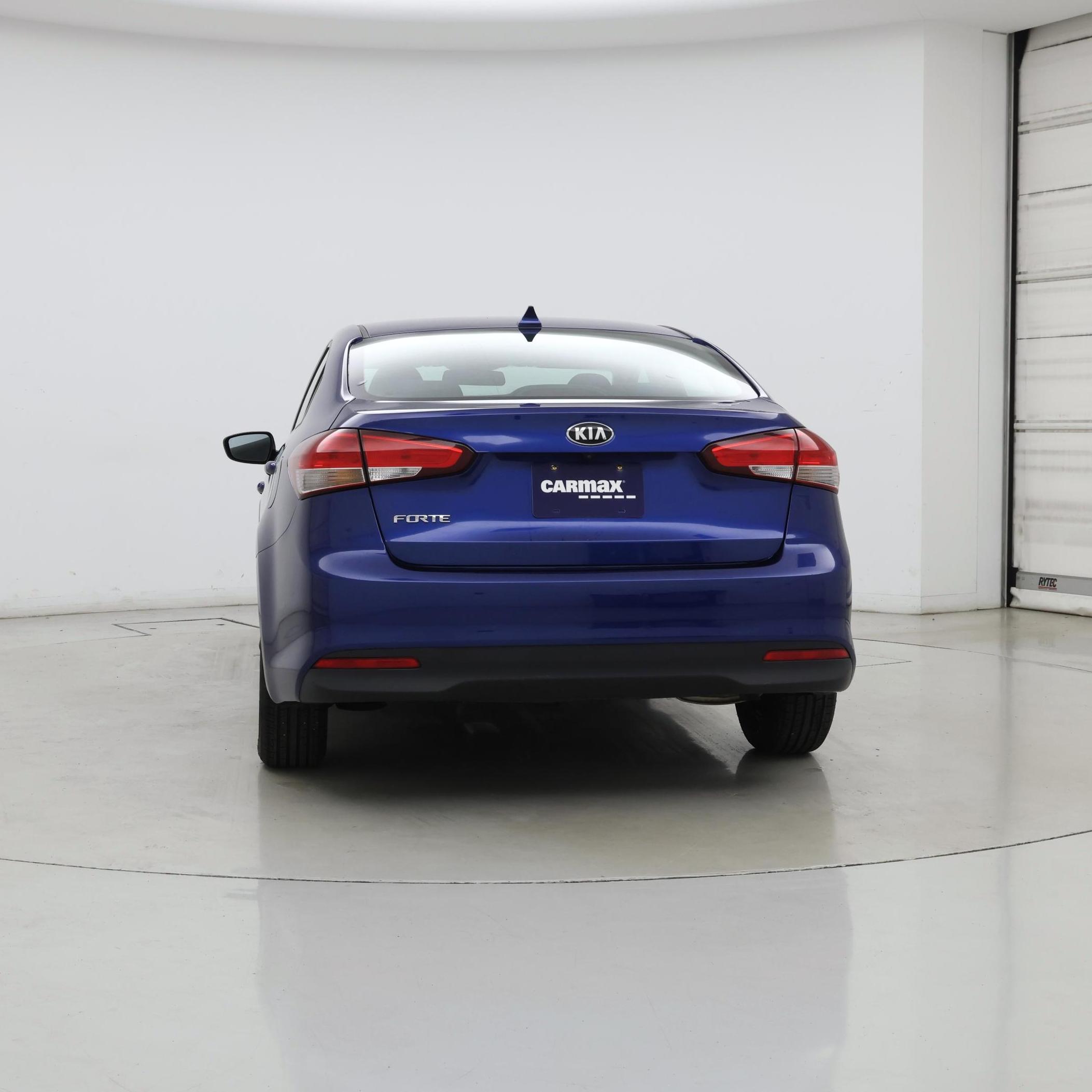 Thumbnail: 2018 Kia Forte - 6