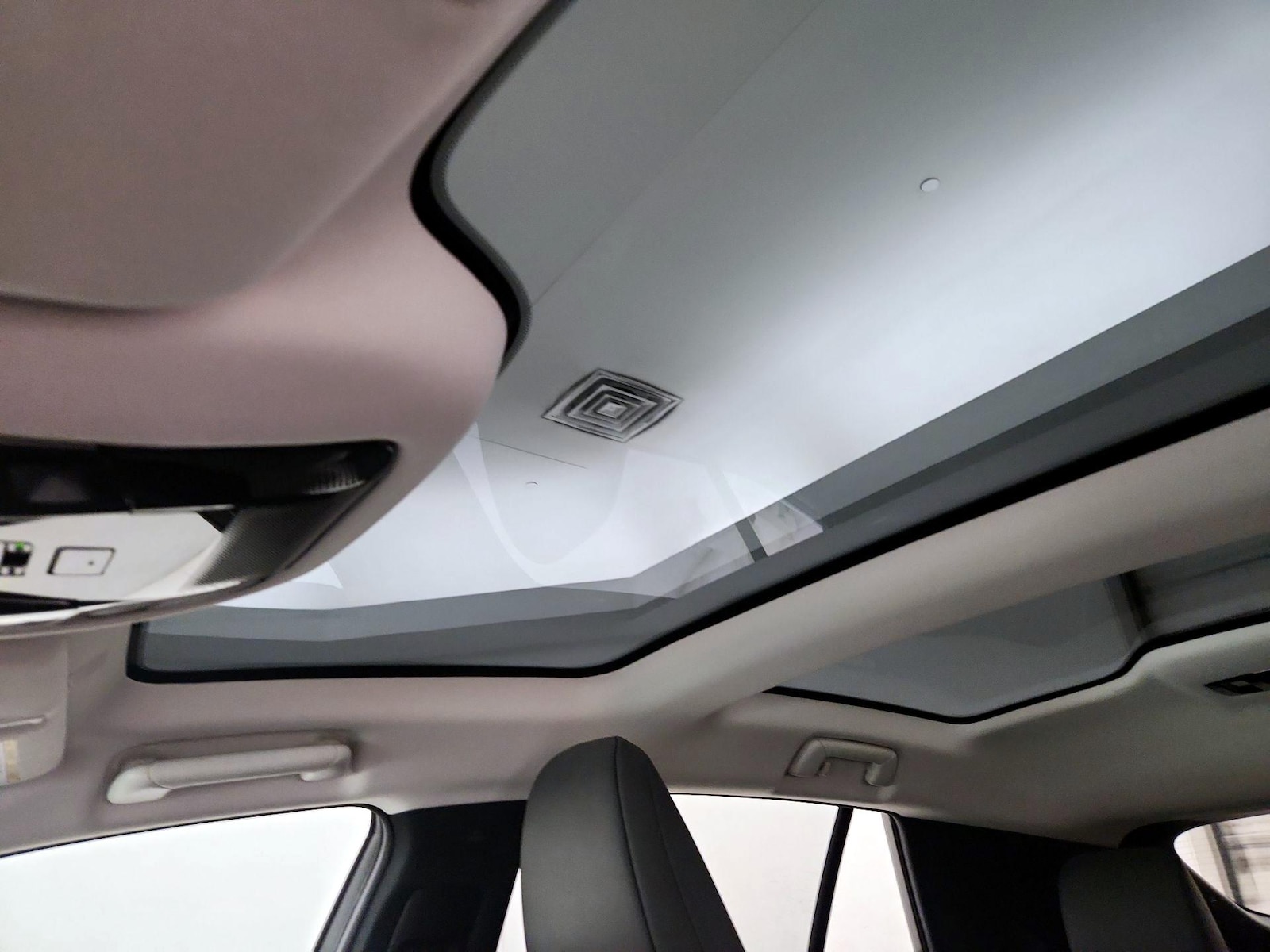 Skylight(s) & Overhead Airbags