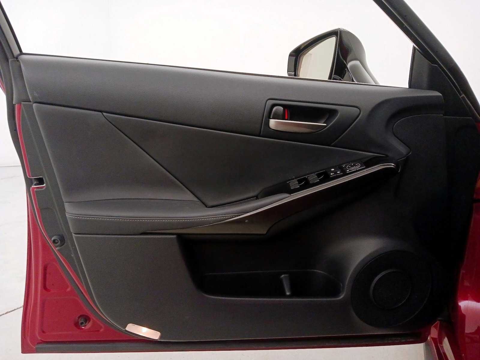 2025 Lexus IS 300 - Photo 13
