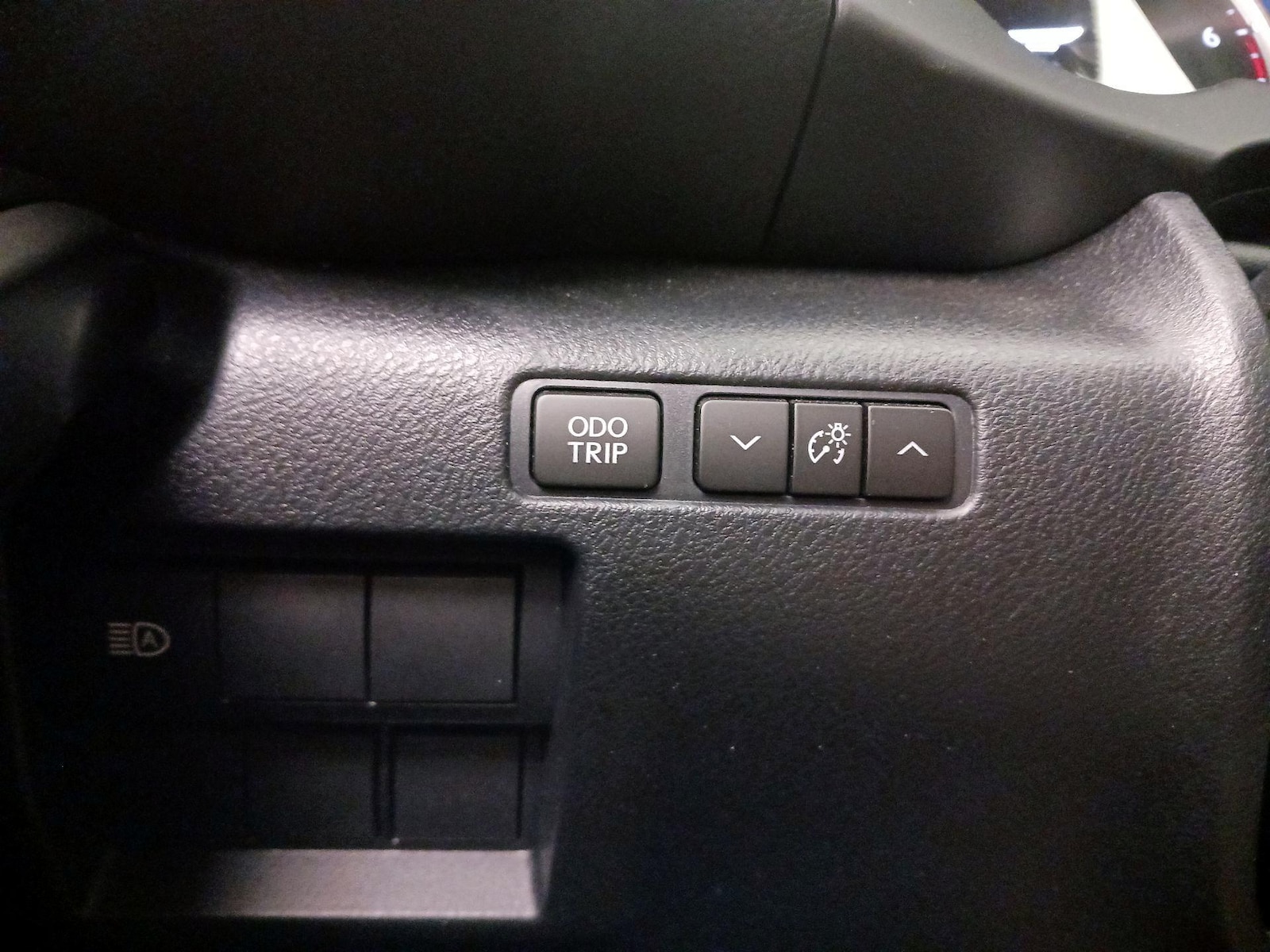 2025 Lexus IS 300 - Photo 14