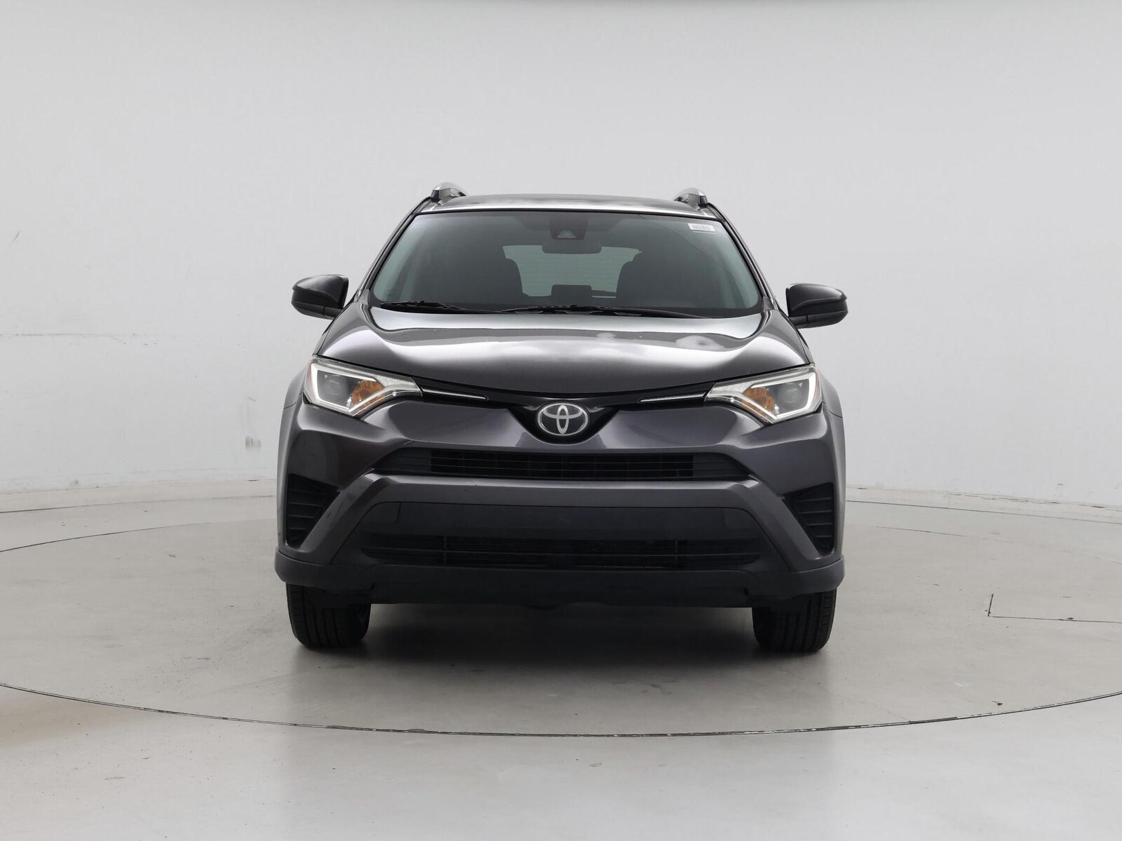 2018 Toyota RAV4 LE - Photo 6