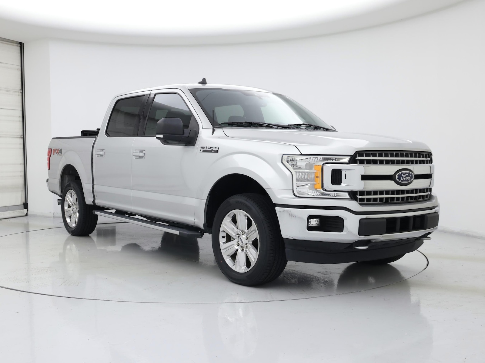 2019 Ford F-150 XLT - Photo 2