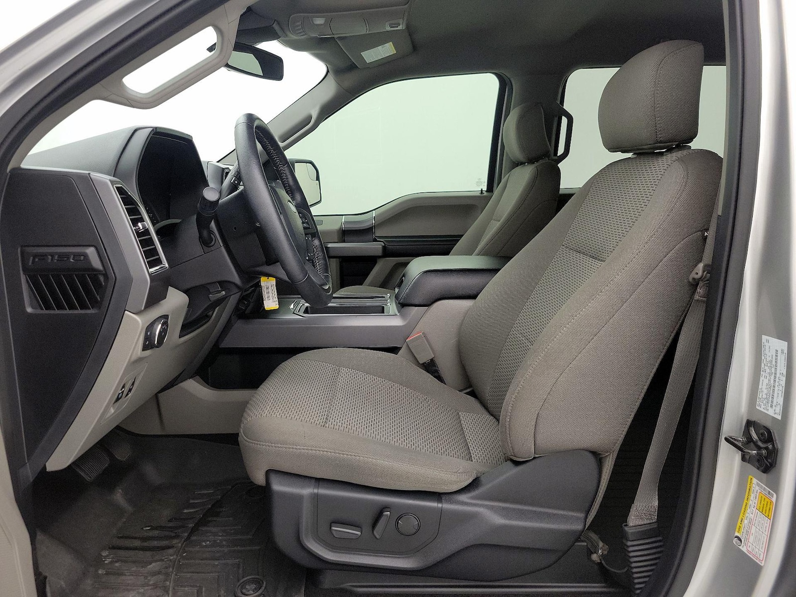 2019 Ford F-150 XLT - Photo 12