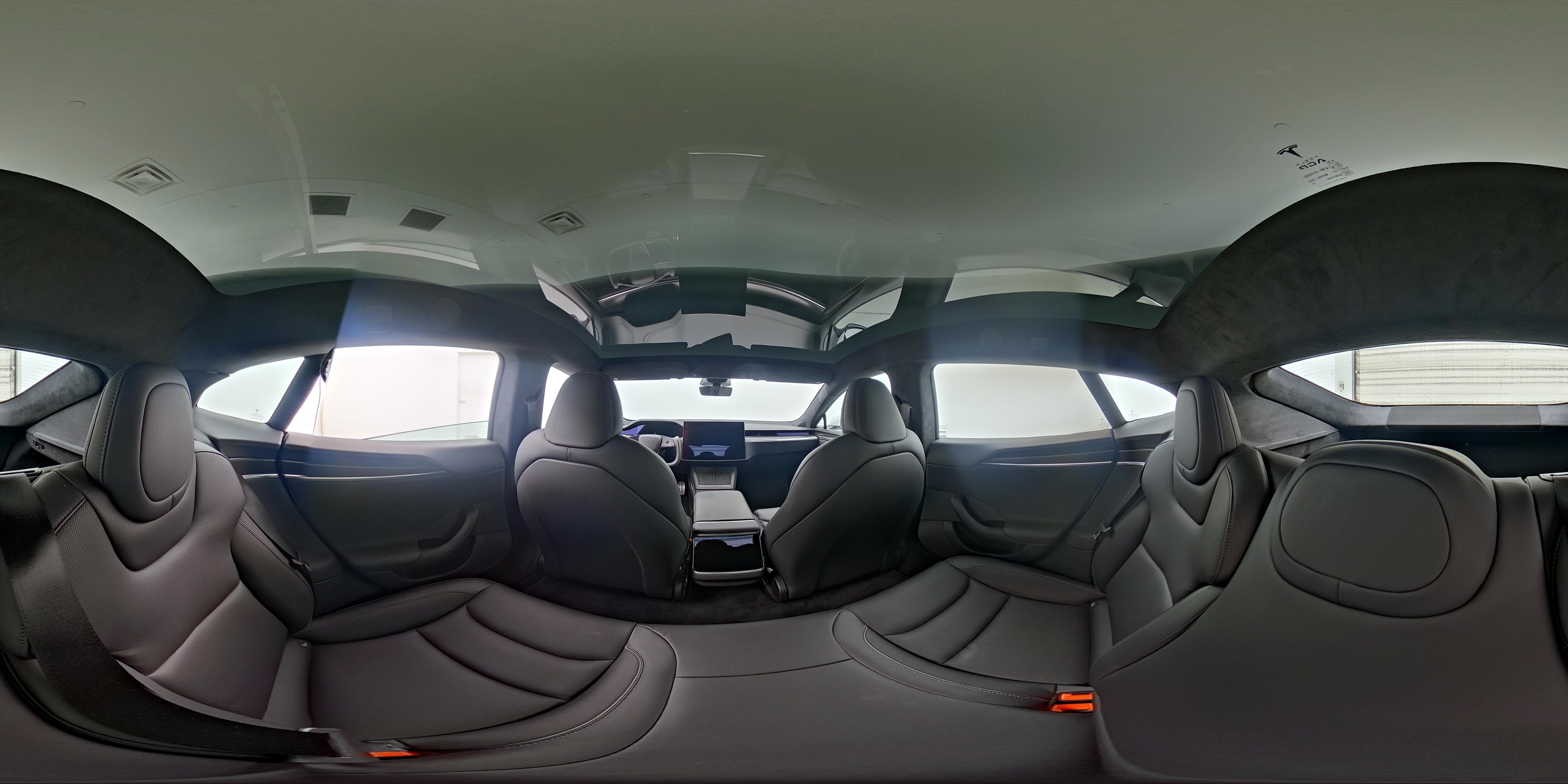 2022 Tesla Model S Plaid - Photo 25