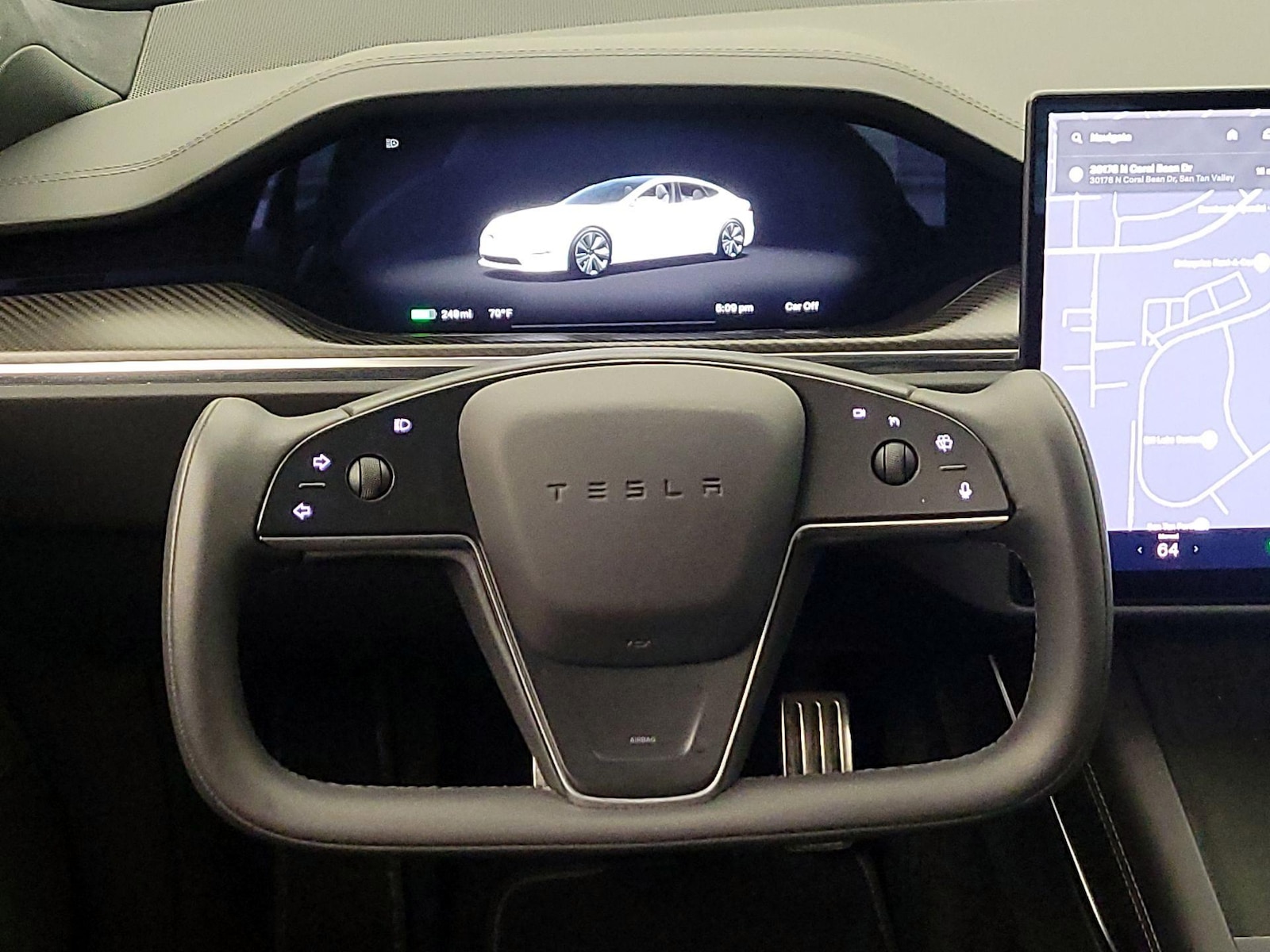 2022 Tesla Model S Plaid - Photo 11