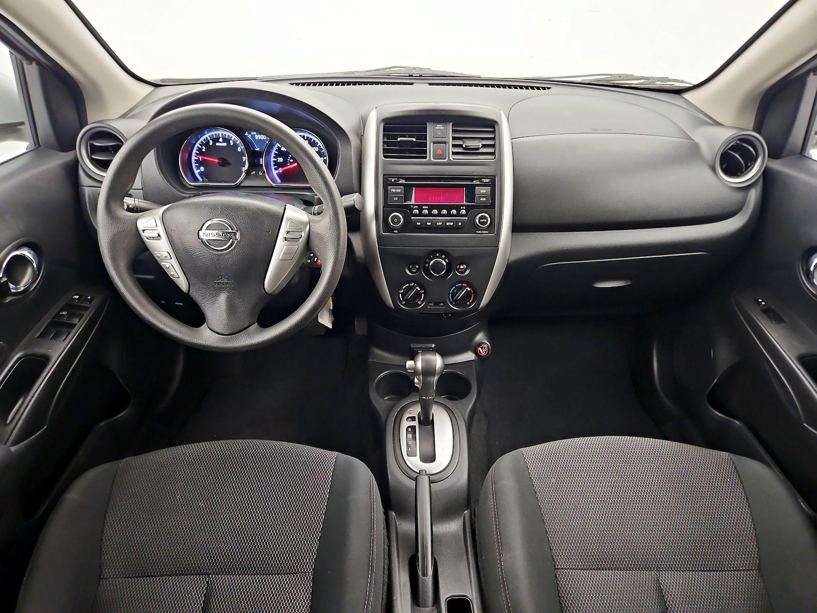 2018 Nissan Versa Sedan SV - Photo 10