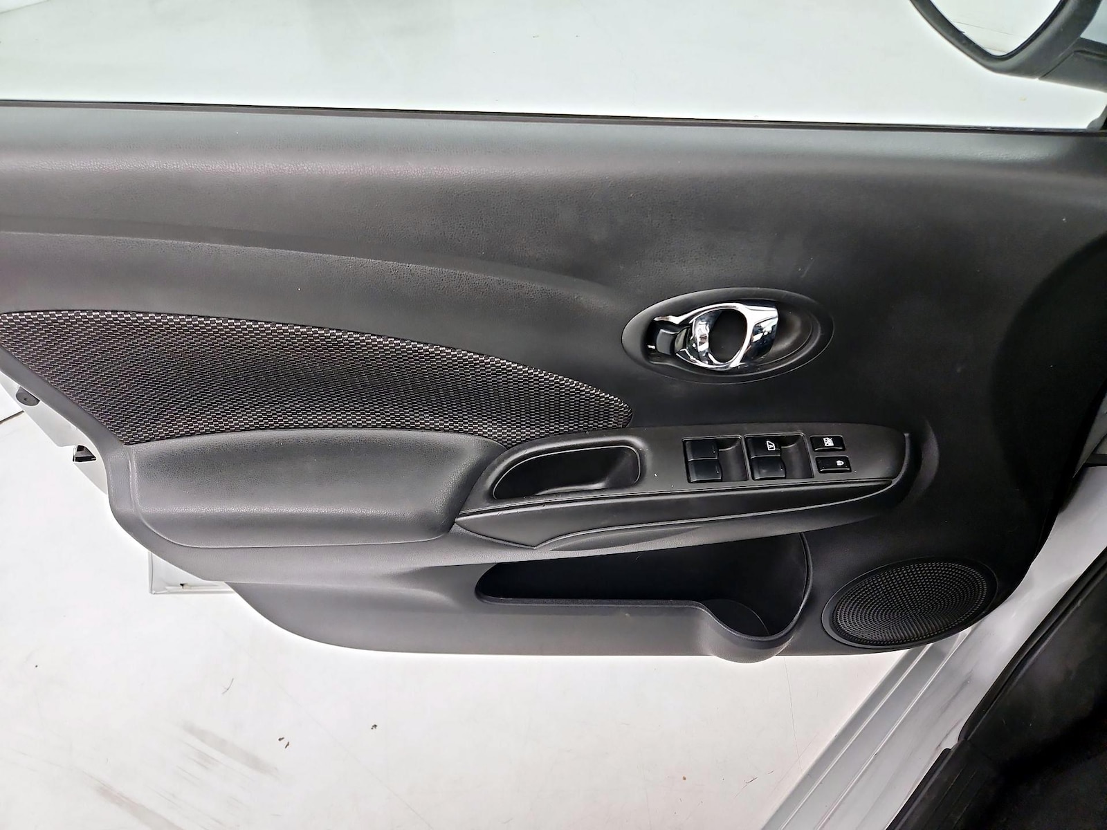 2018 Nissan Versa Sedan SV - Photo 13