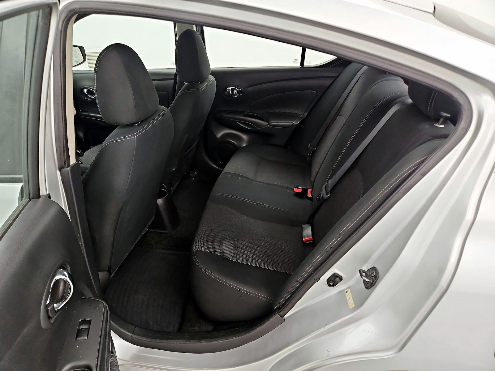 2018 Nissan Versa Sedan SV - Photo 19