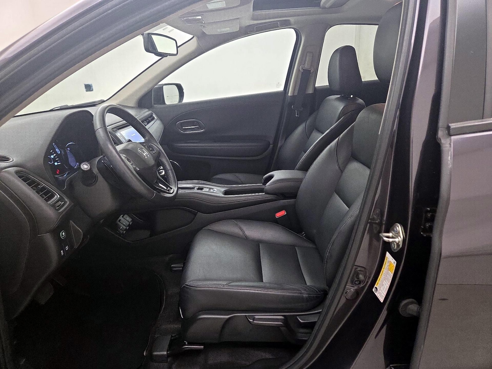 2018 Honda HR-V EX-L - Photo 12