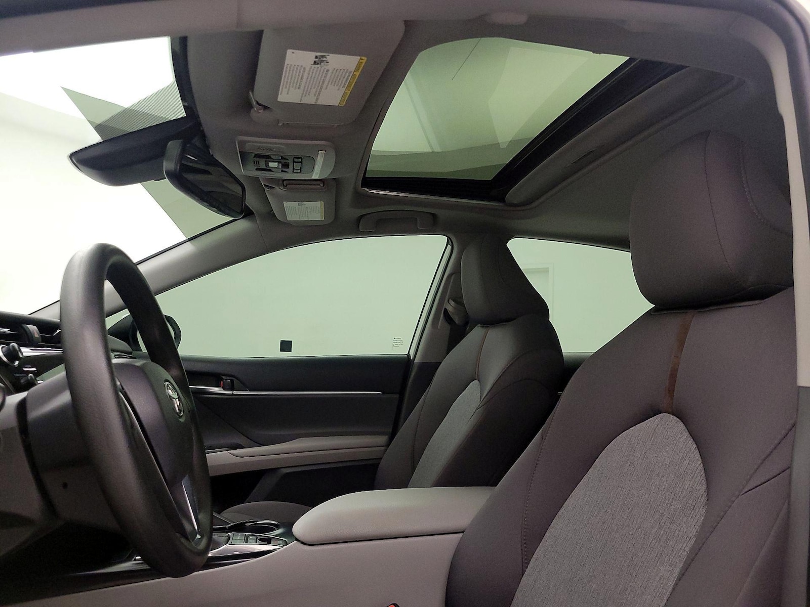Sunroof(s) & Overhead Airbags