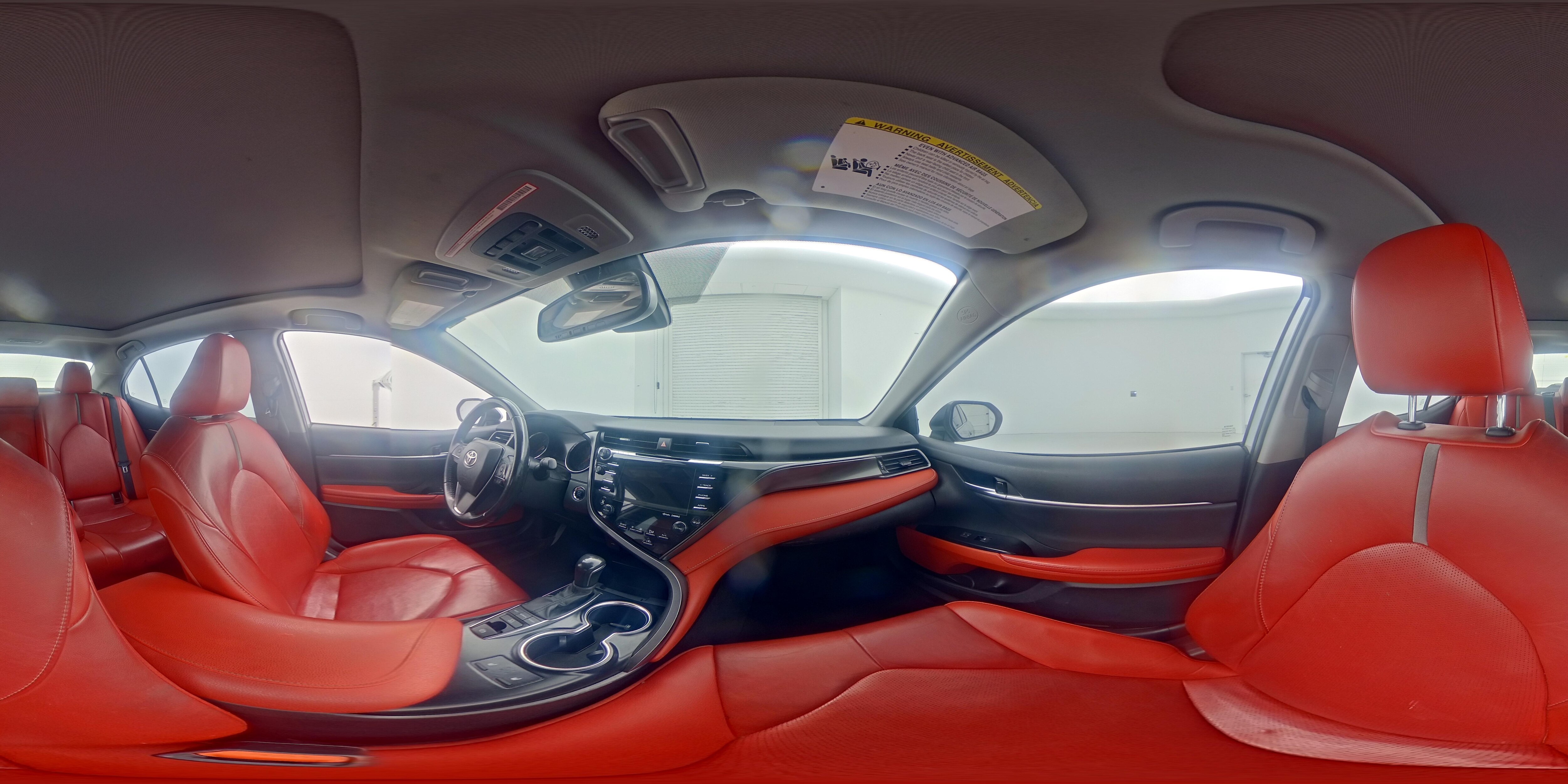 2020 Toyota Camry XSE - Photo 24