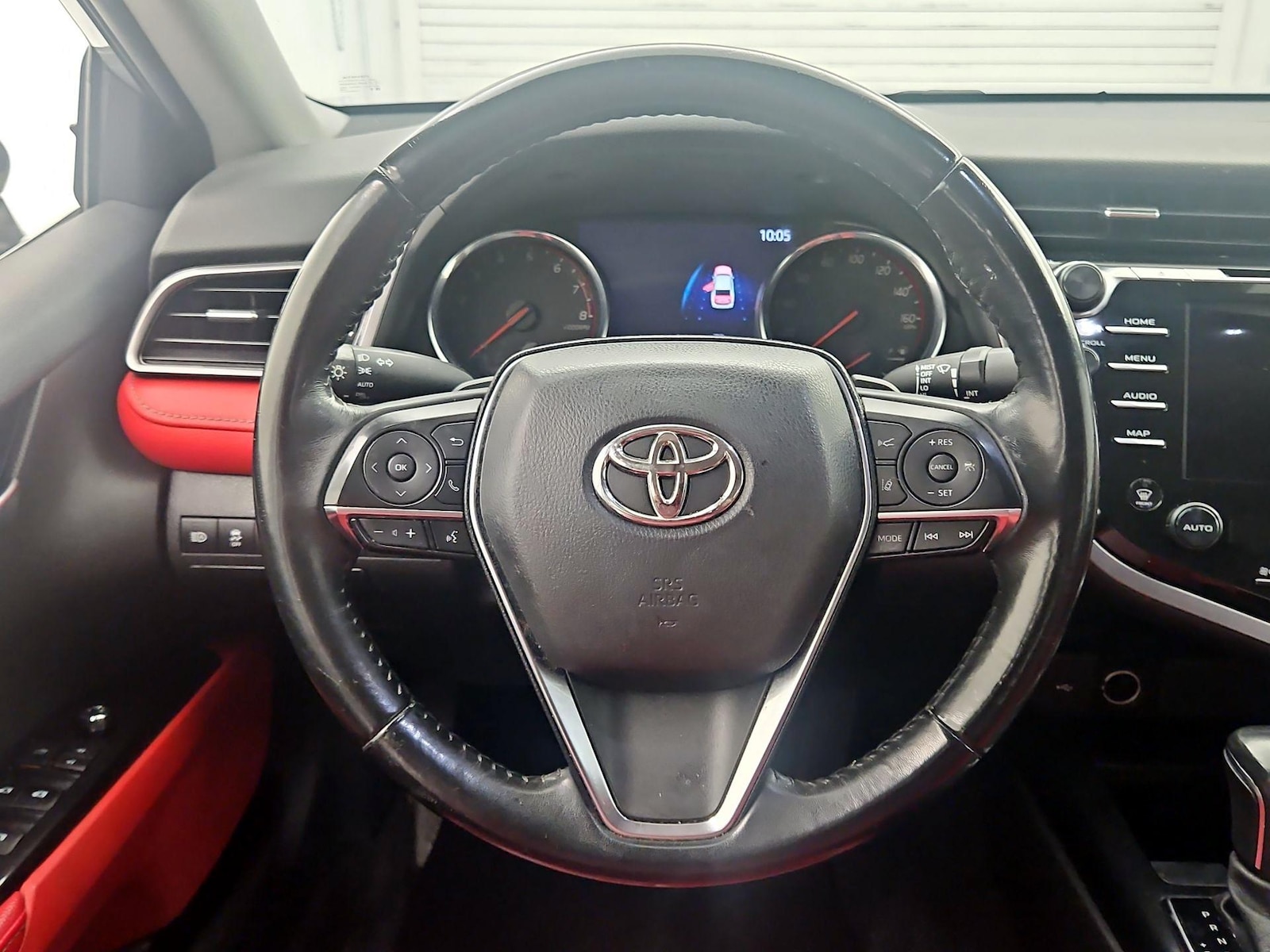 2020 Toyota Camry XSE - Photo 11
