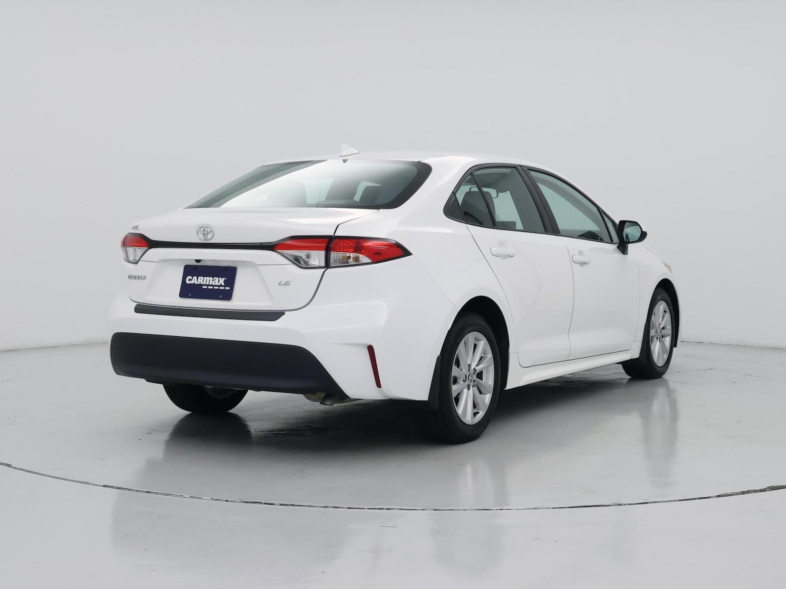 2023 Toyota Corolla LE - Photo 9