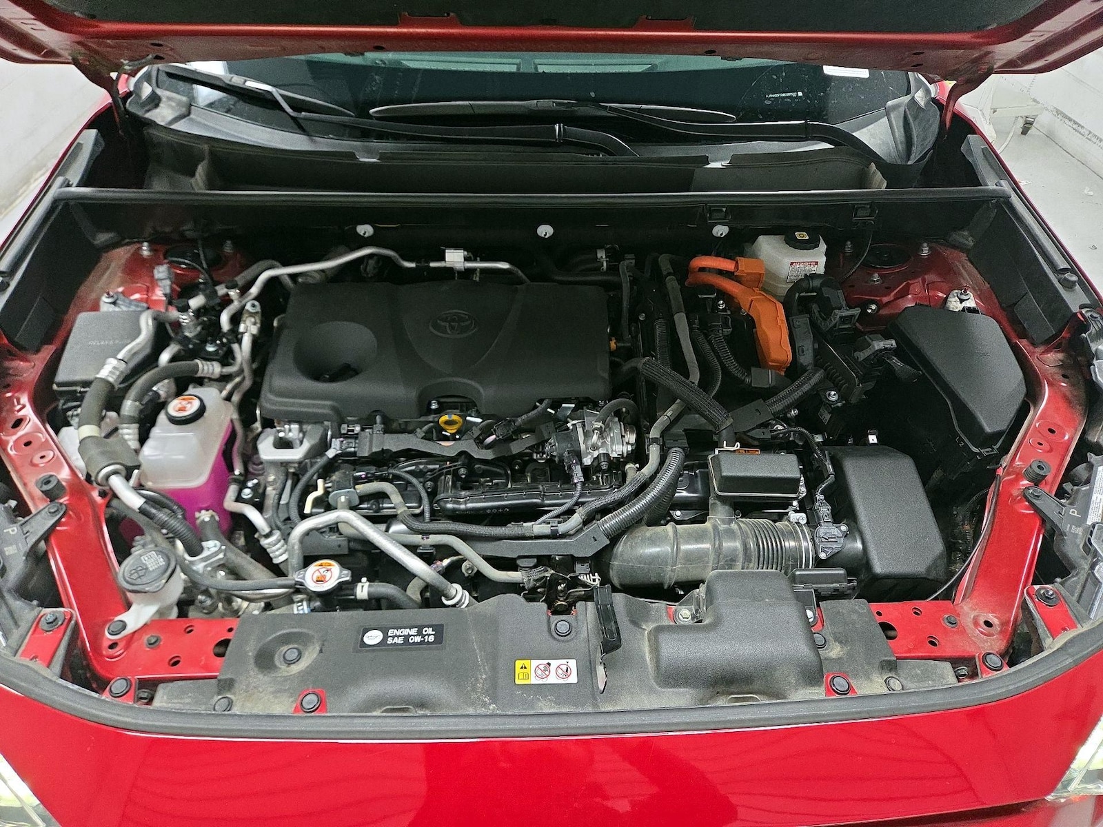 2024 Toyota RAV4 SE - Photo 23