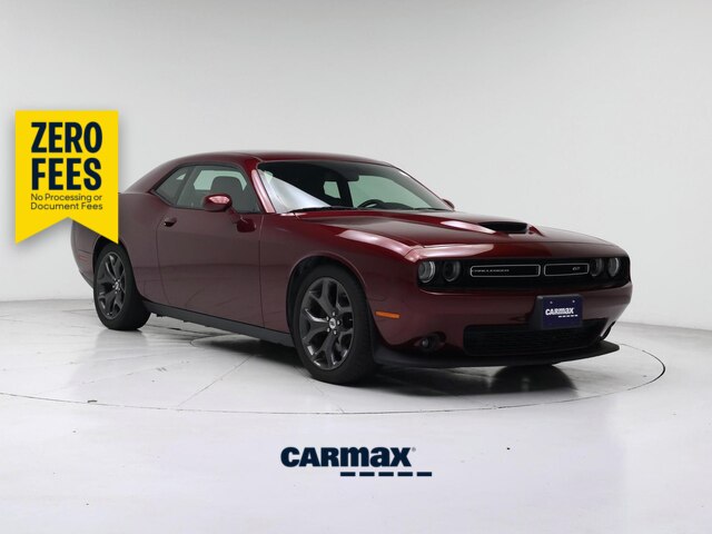 Red (Burgundy) 2019 Dodge Challenger Coupe Rear-Wheel Drive Automatic