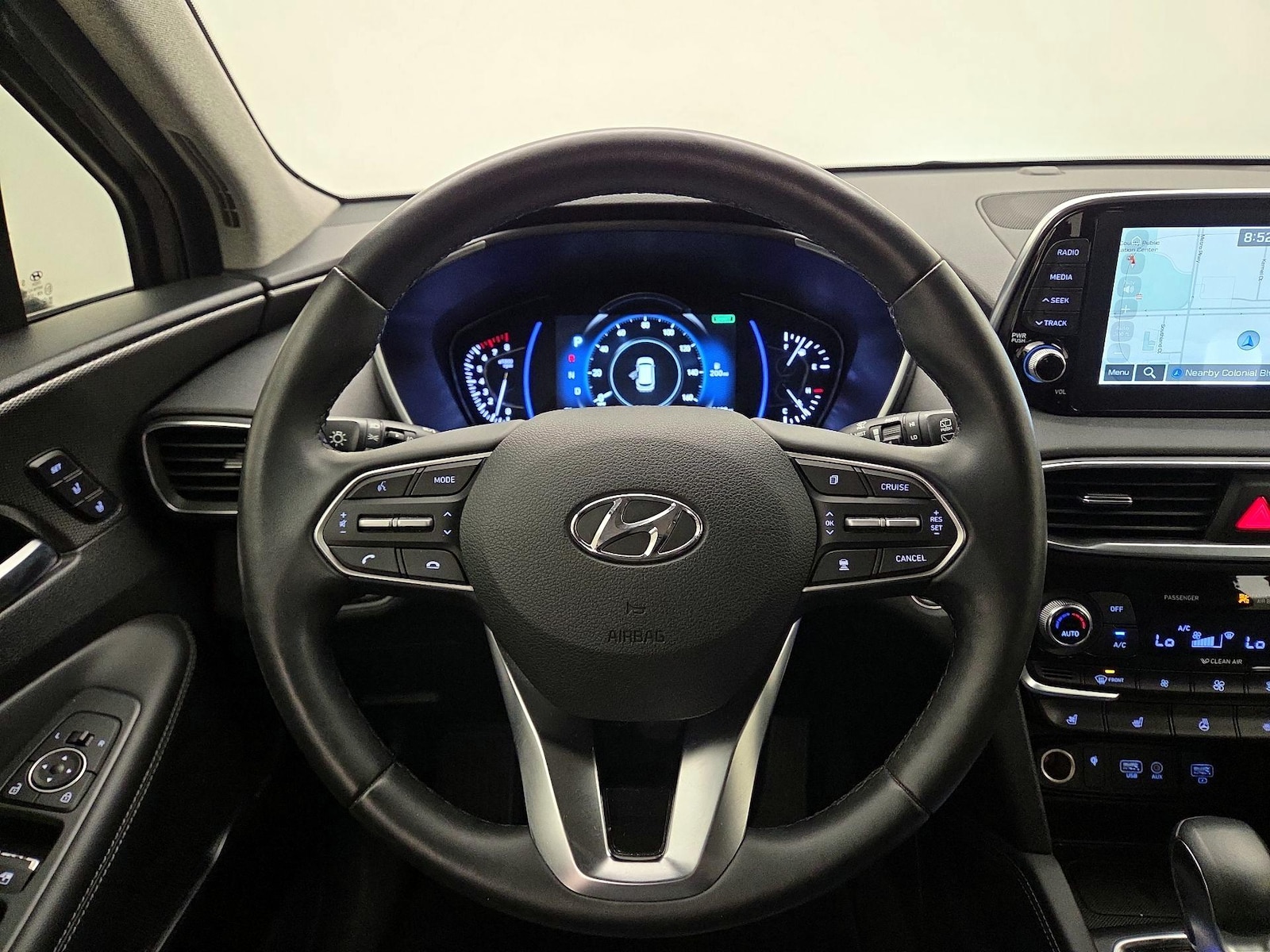 2020 Hyundai Santa Fe Limited - Photo 11