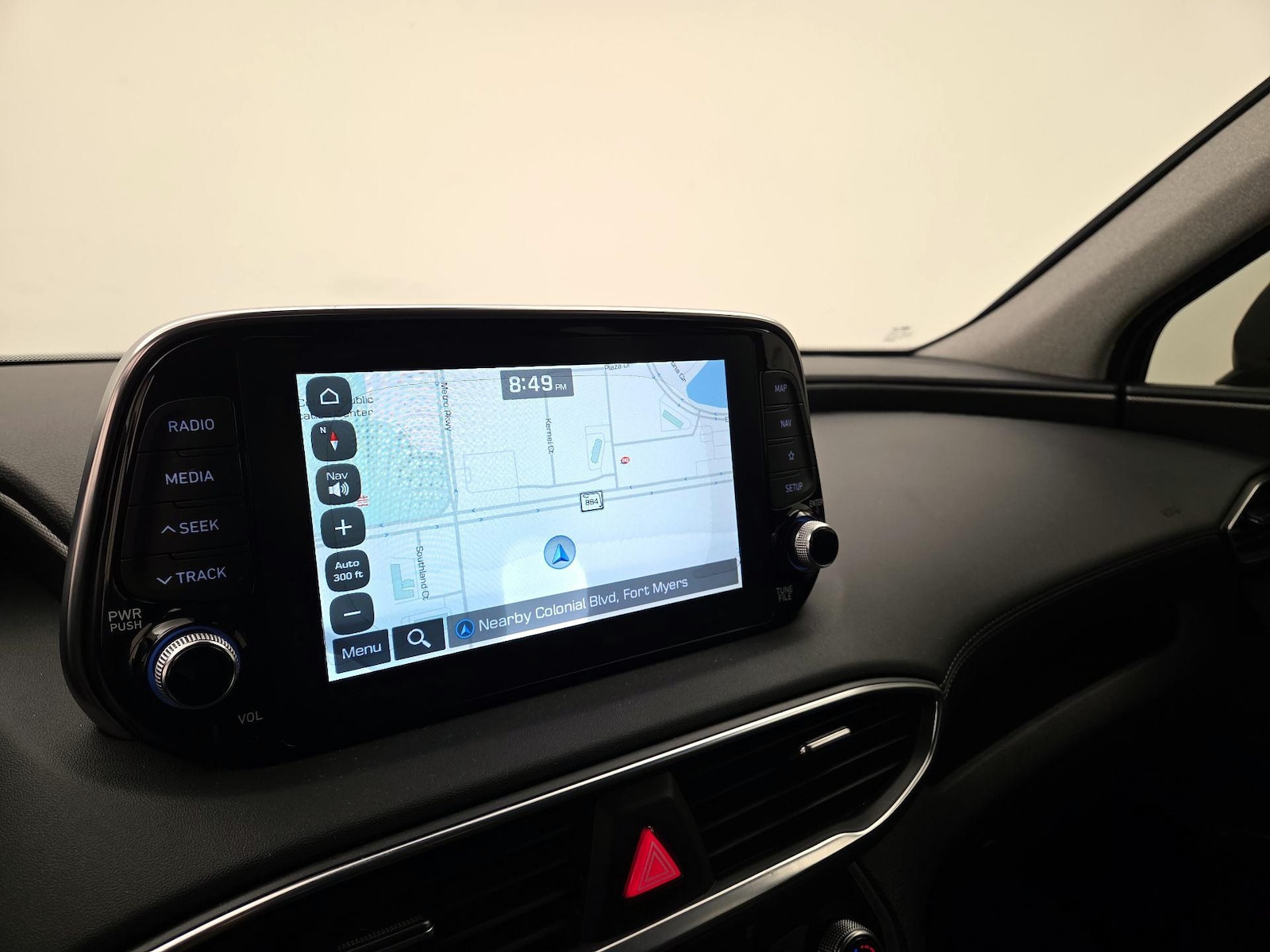 2020 Hyundai Santa Fe Limited - Photo 15
