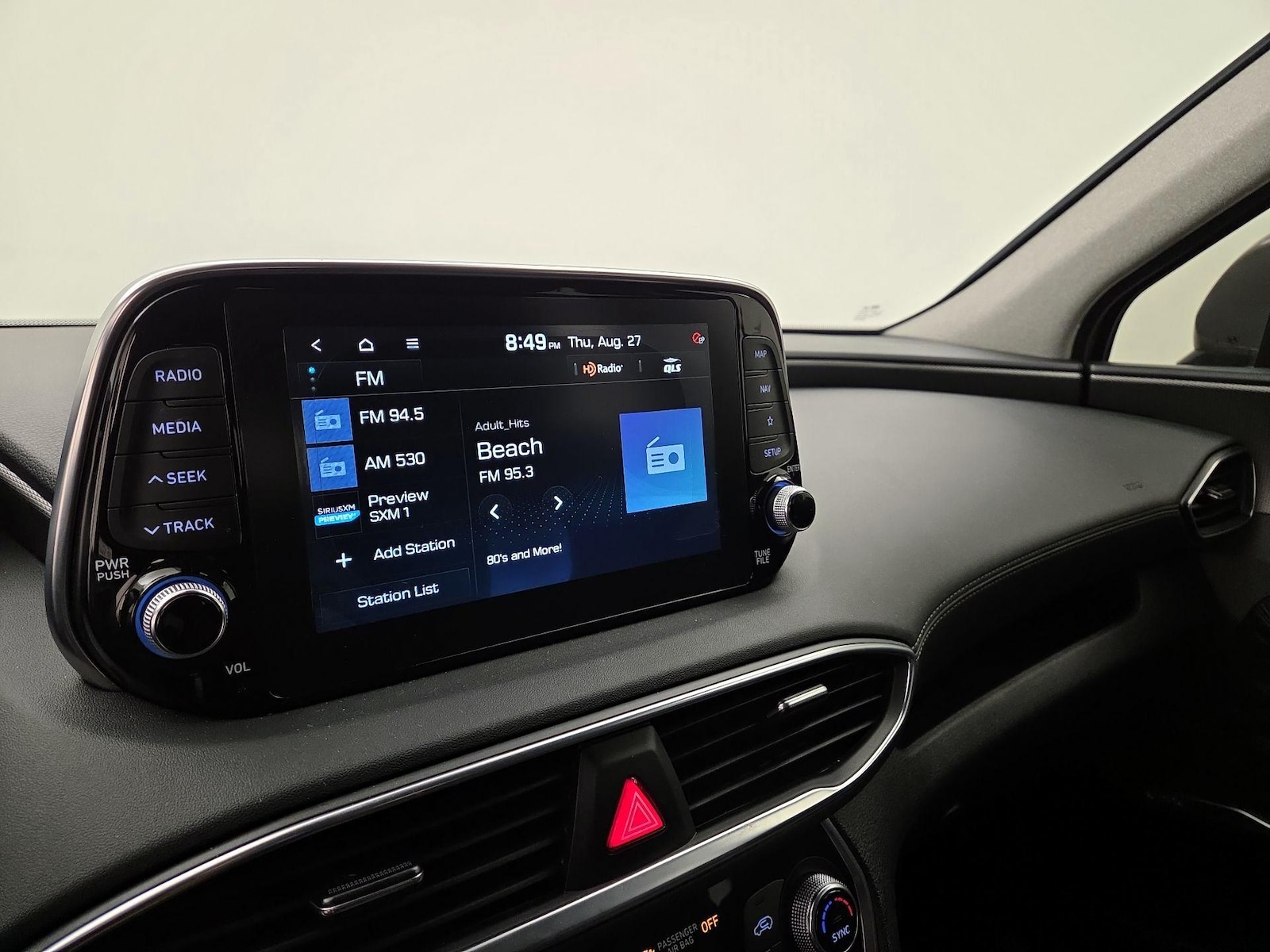 2020 Hyundai Santa Fe Limited - Photo 17