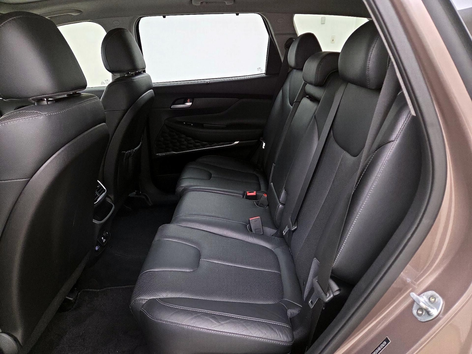 2020 Hyundai Santa Fe Limited - Photo 21