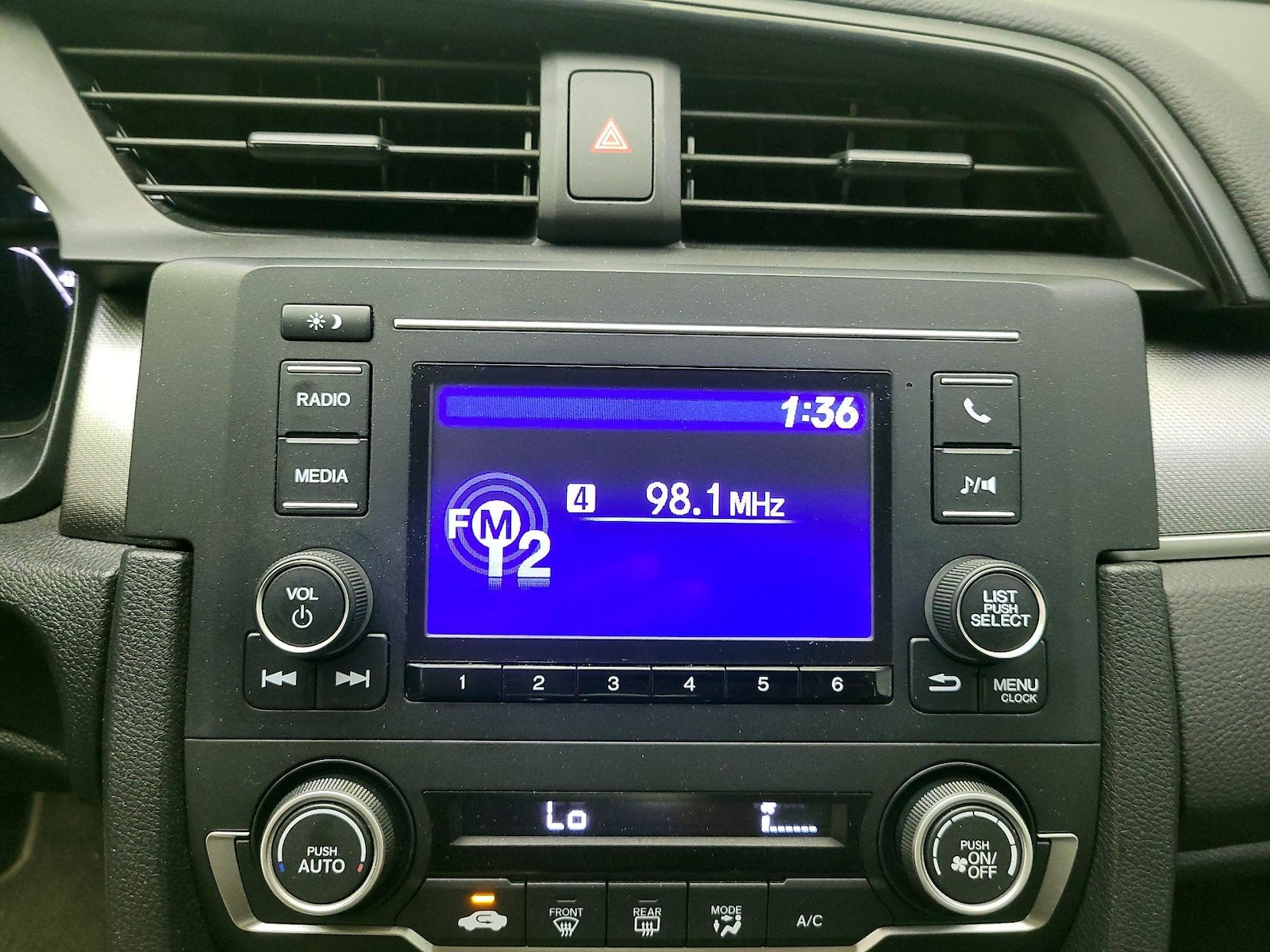 2018 Honda Civic LX - Photo 15