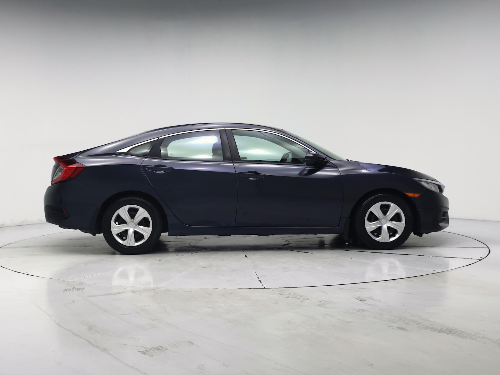 2018 Honda Civic LX - Photo 8