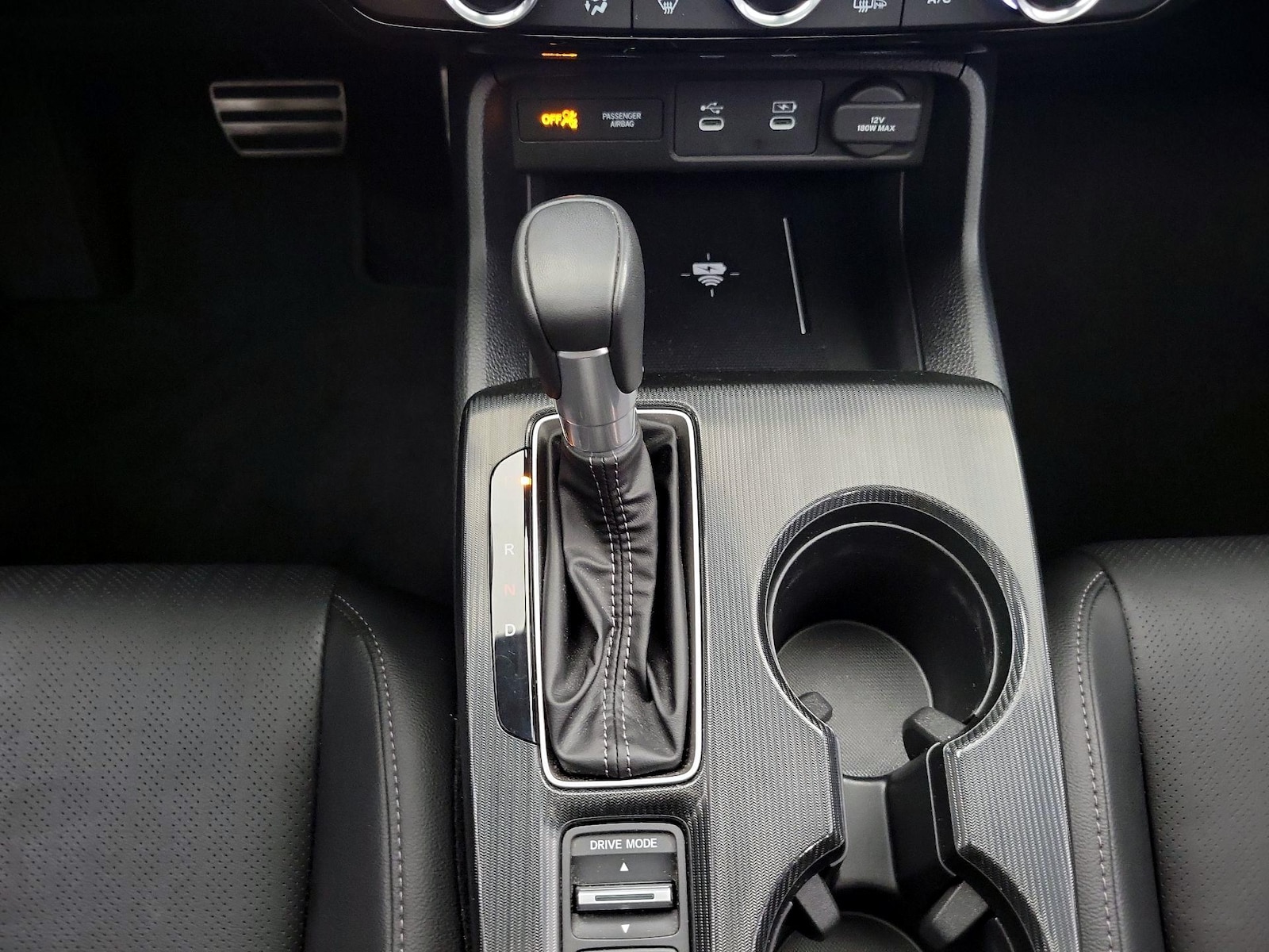 2026 Honda Civic Hatchback Sport Touring - Photo 18