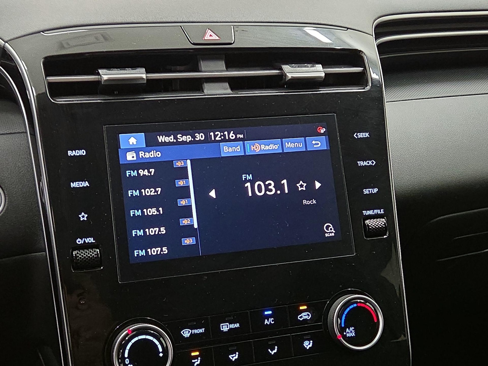 2023 Hyundai Tucson SEL - Photo 16