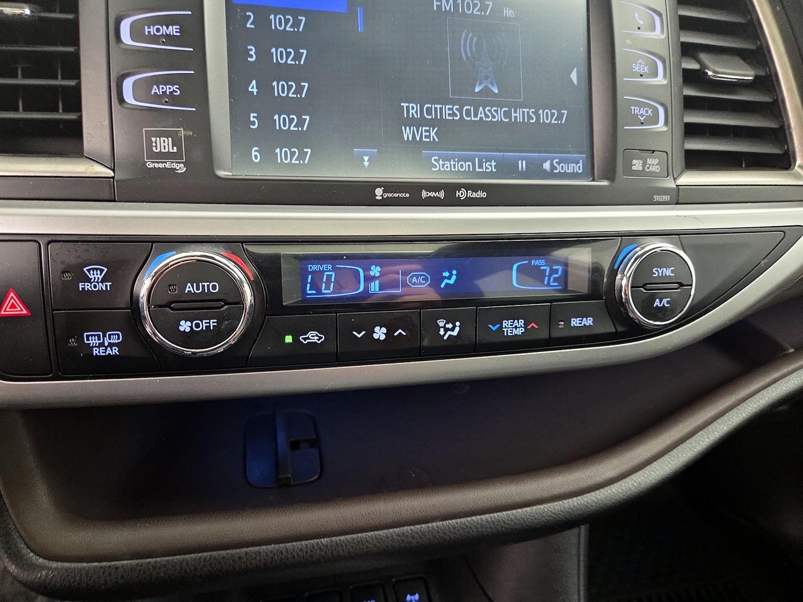 2018 Toyota Highlander Limited - Photo 18
