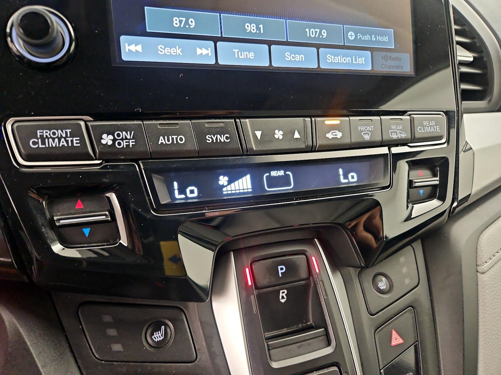 2019 Honda Odyssey EX-L - Photo 18