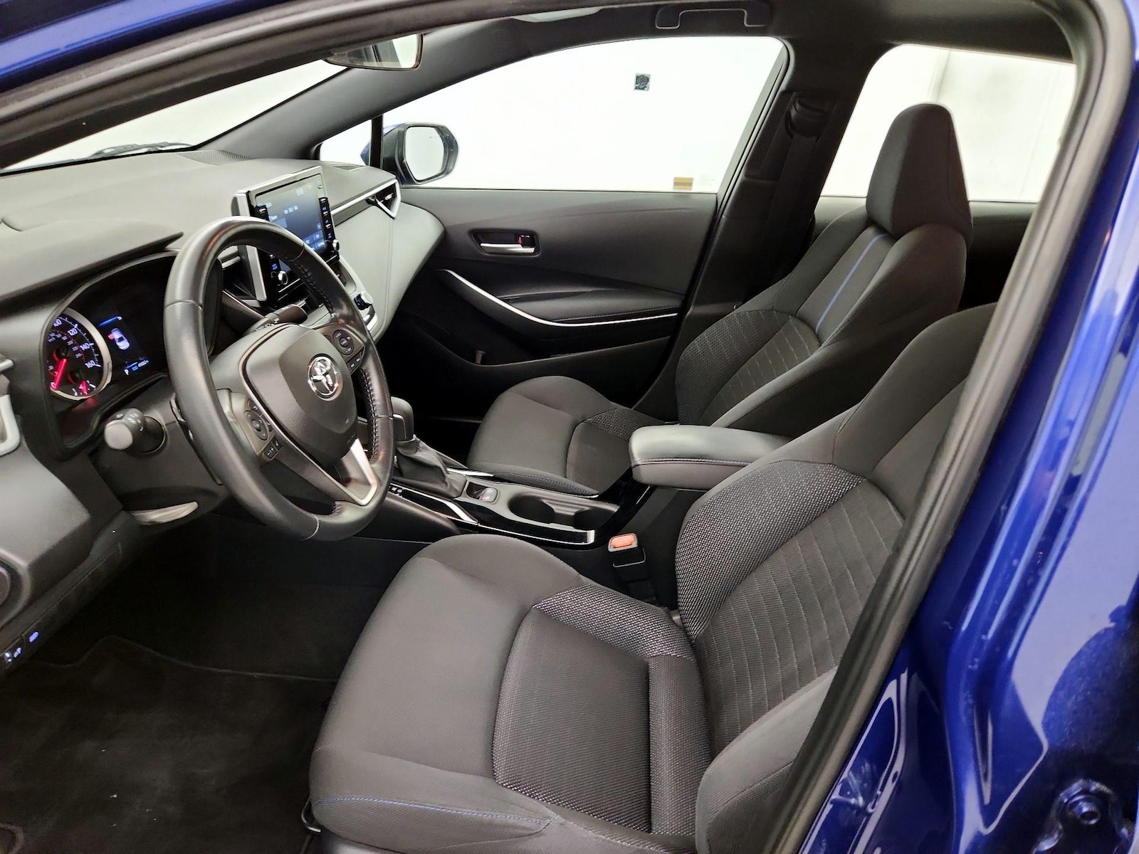 2020 Toyota Corolla SE - Photo 10
