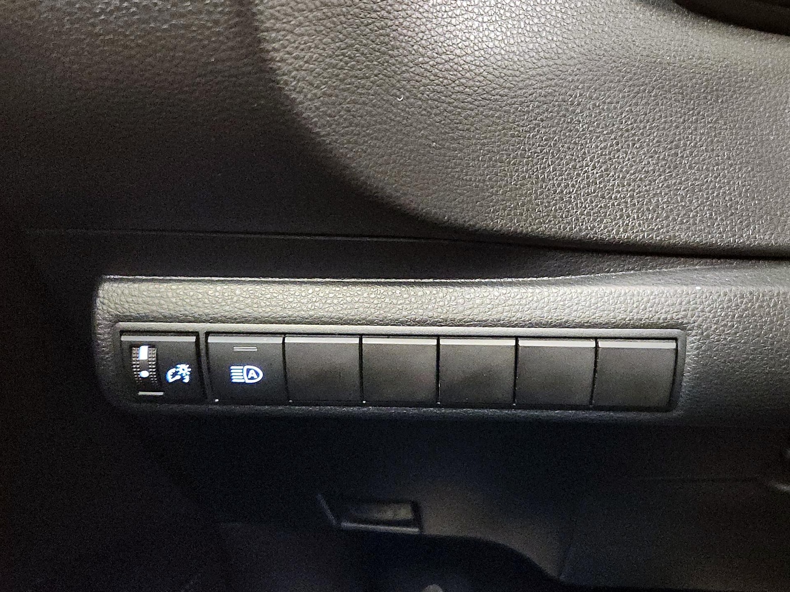 2020 Toyota Corolla SE - Photo 12