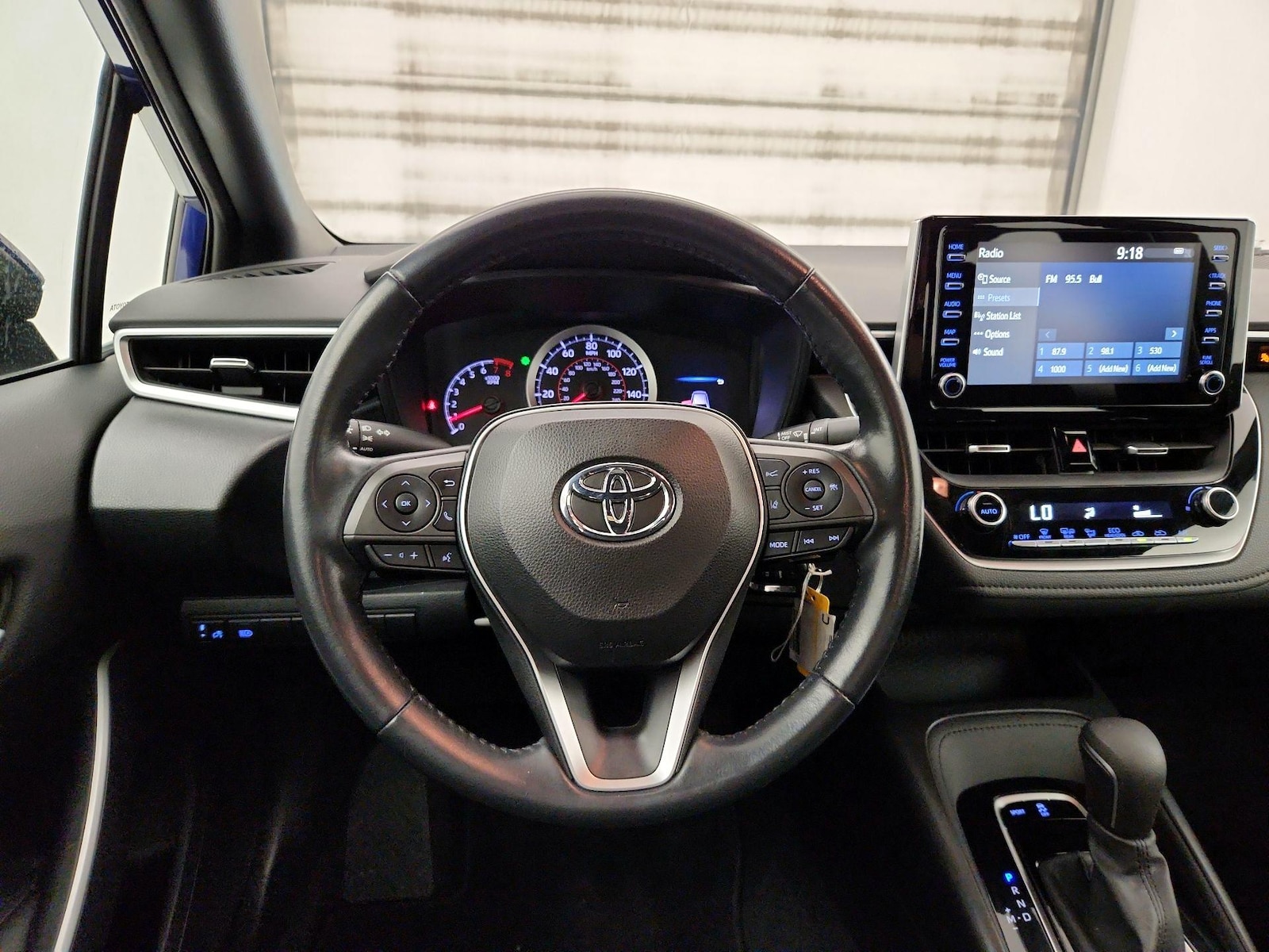 2020 Toyota Corolla SE - Photo 9