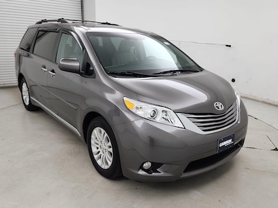 2017 Toyota Sienna XLE