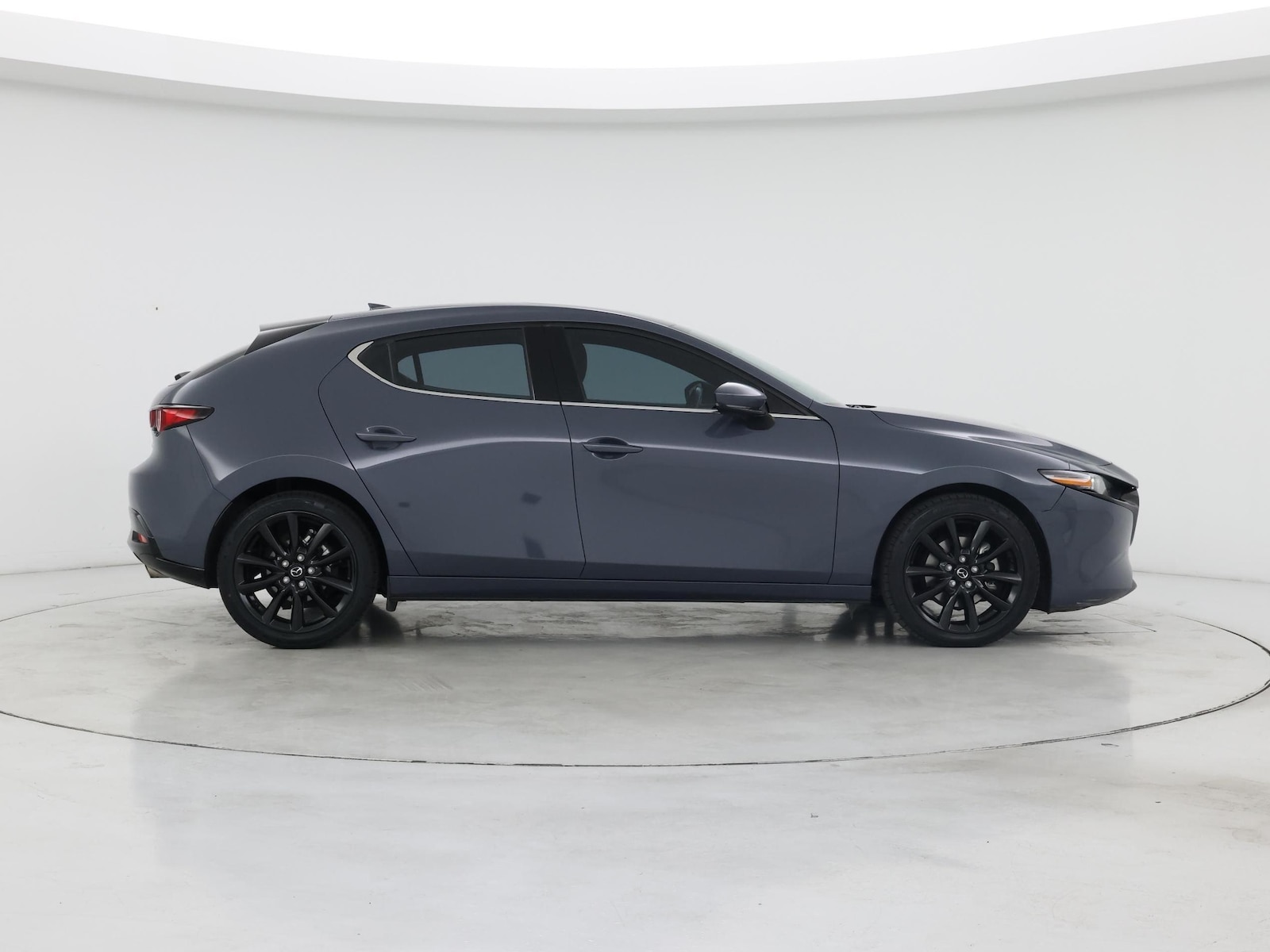 2022 Mazda Mazda3 Premium - Photo 8