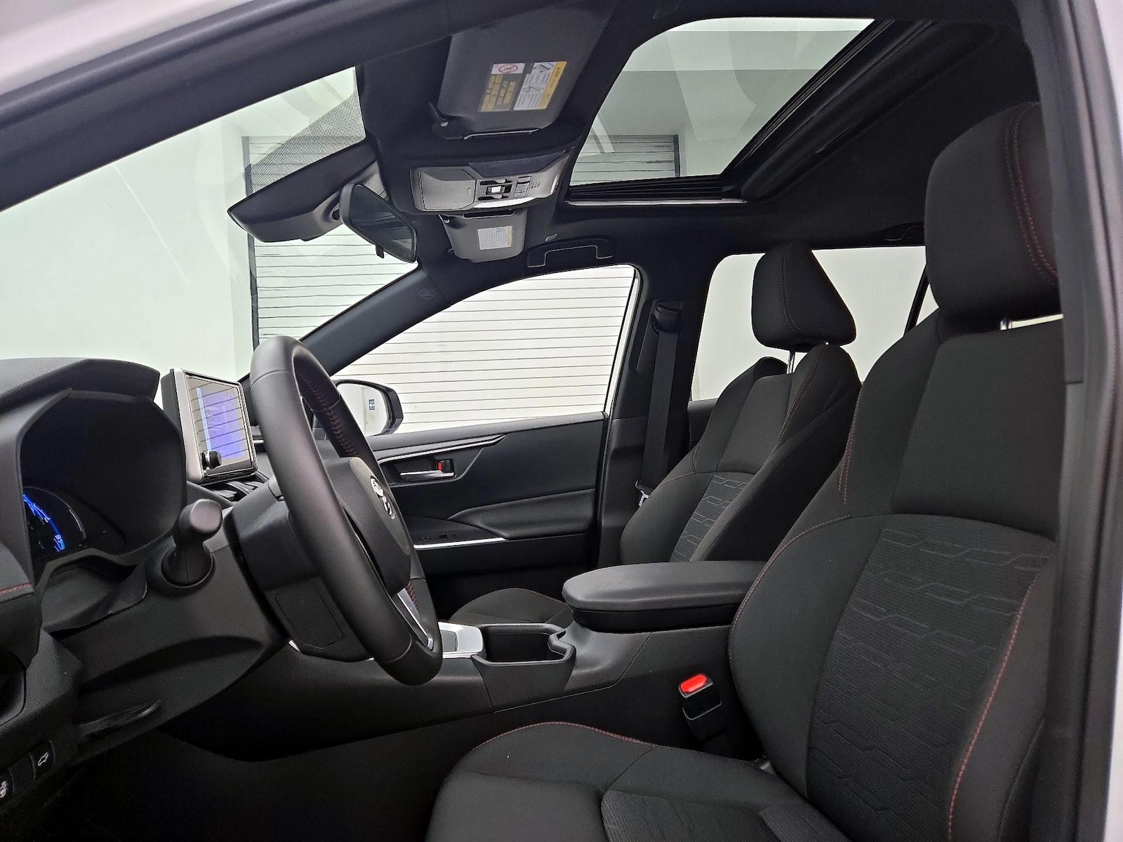 Sunroof(s) & Overhead Airbags