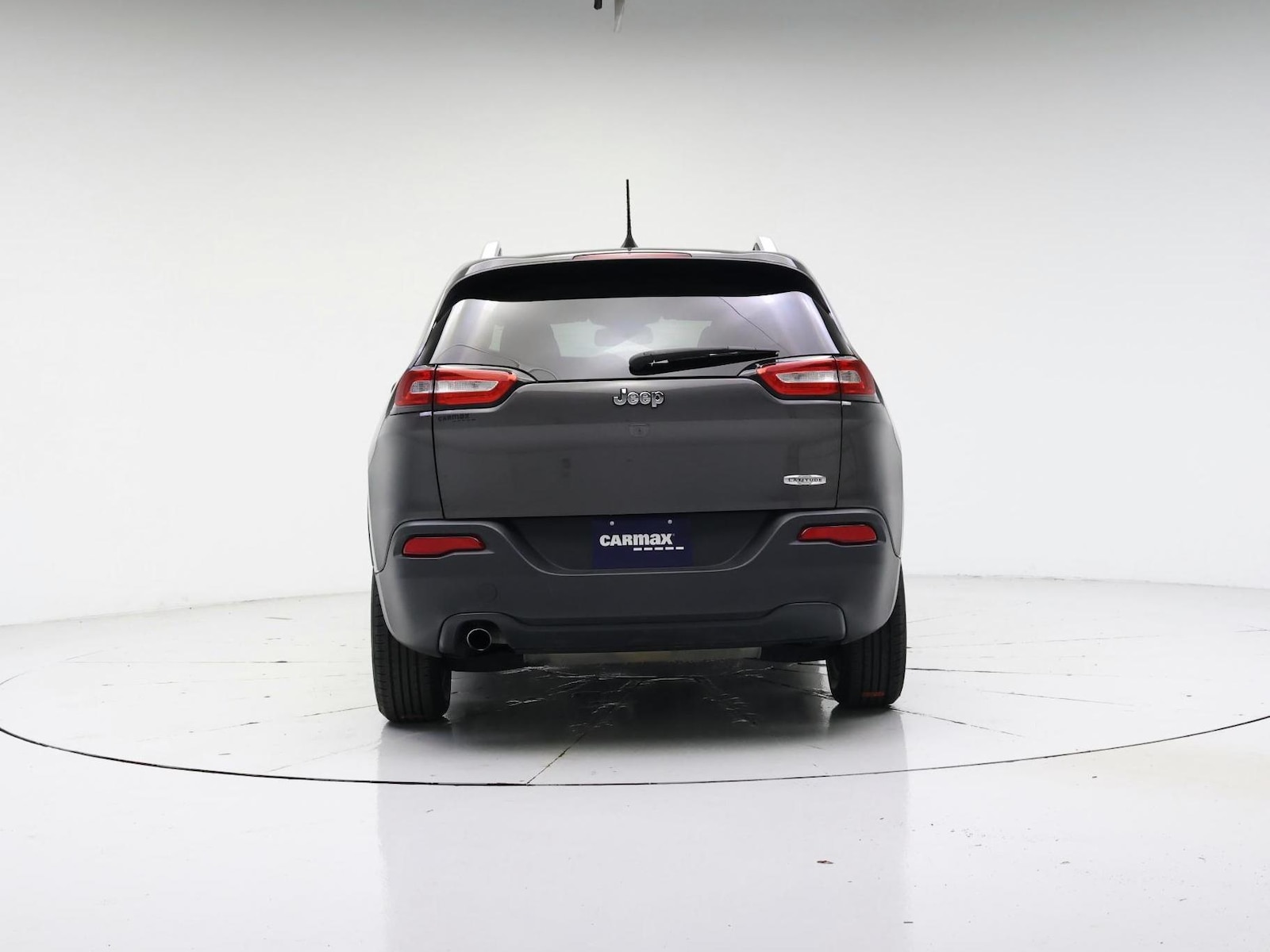 2018 Jeep Cherokee Latitude Plus - Photo 7