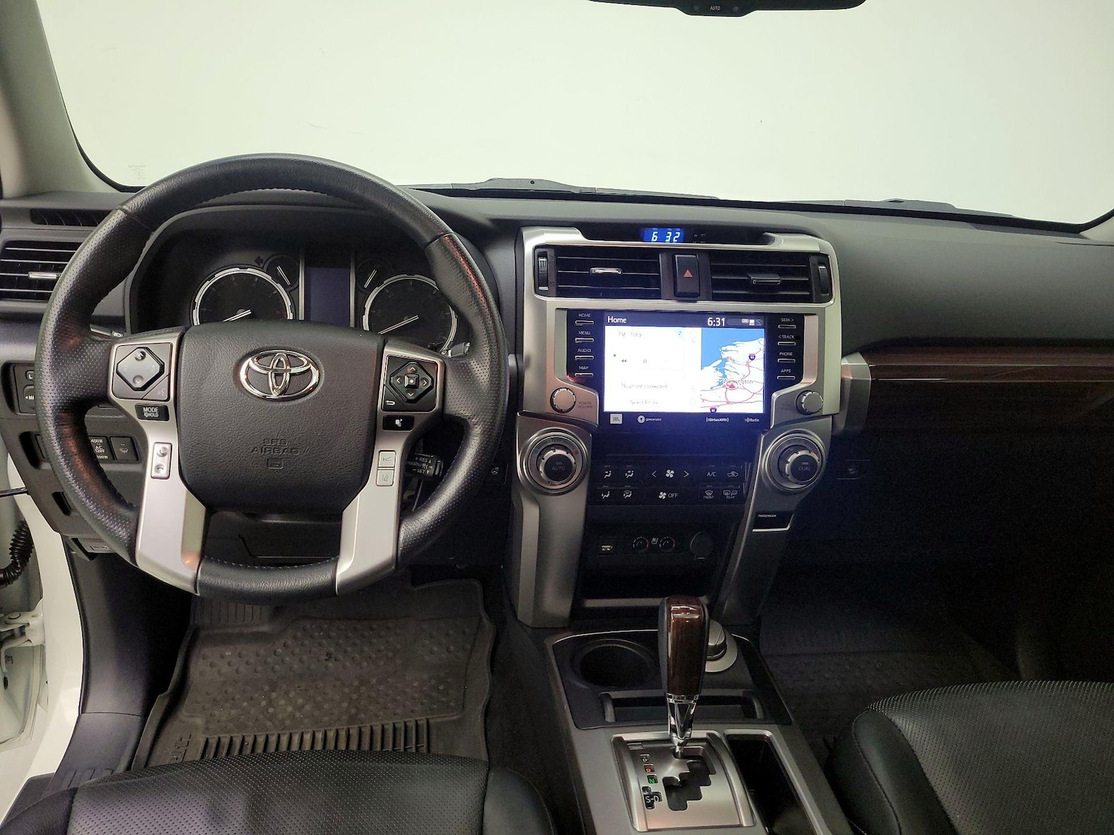 2023 Toyota 4Runner Limited - Photo 10
