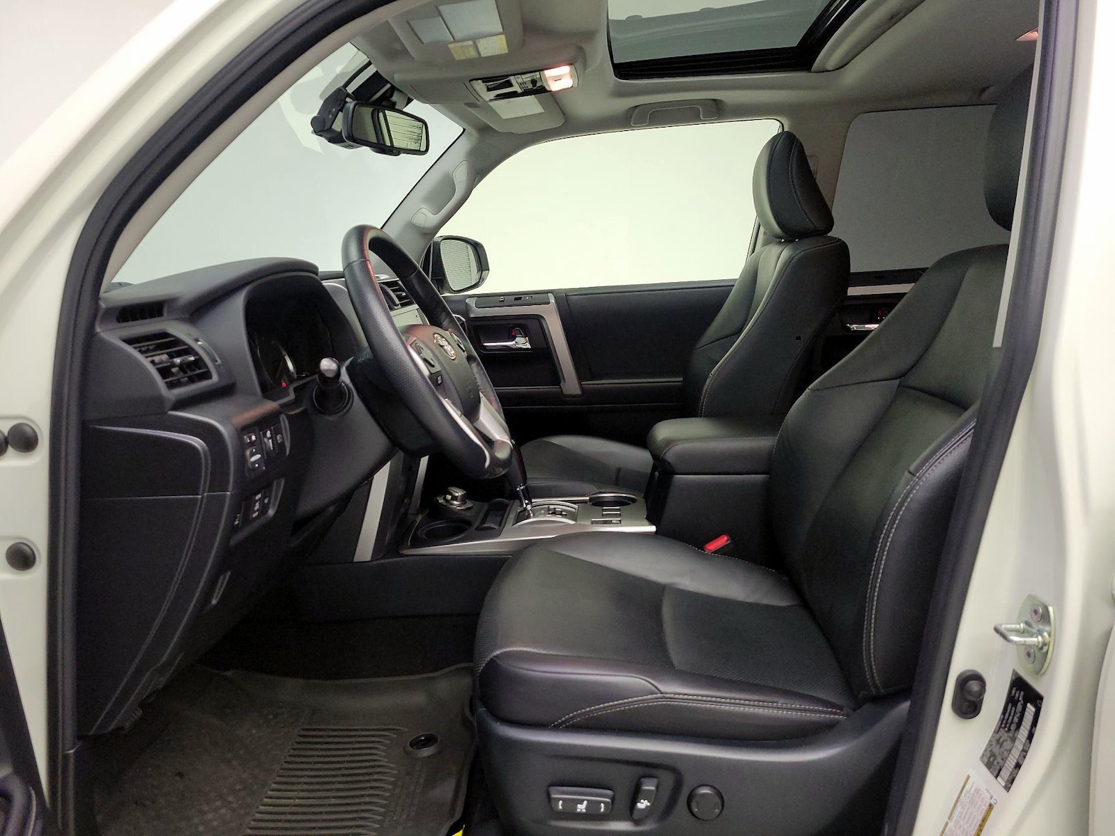 2023 Toyota 4Runner Limited - Photo 12