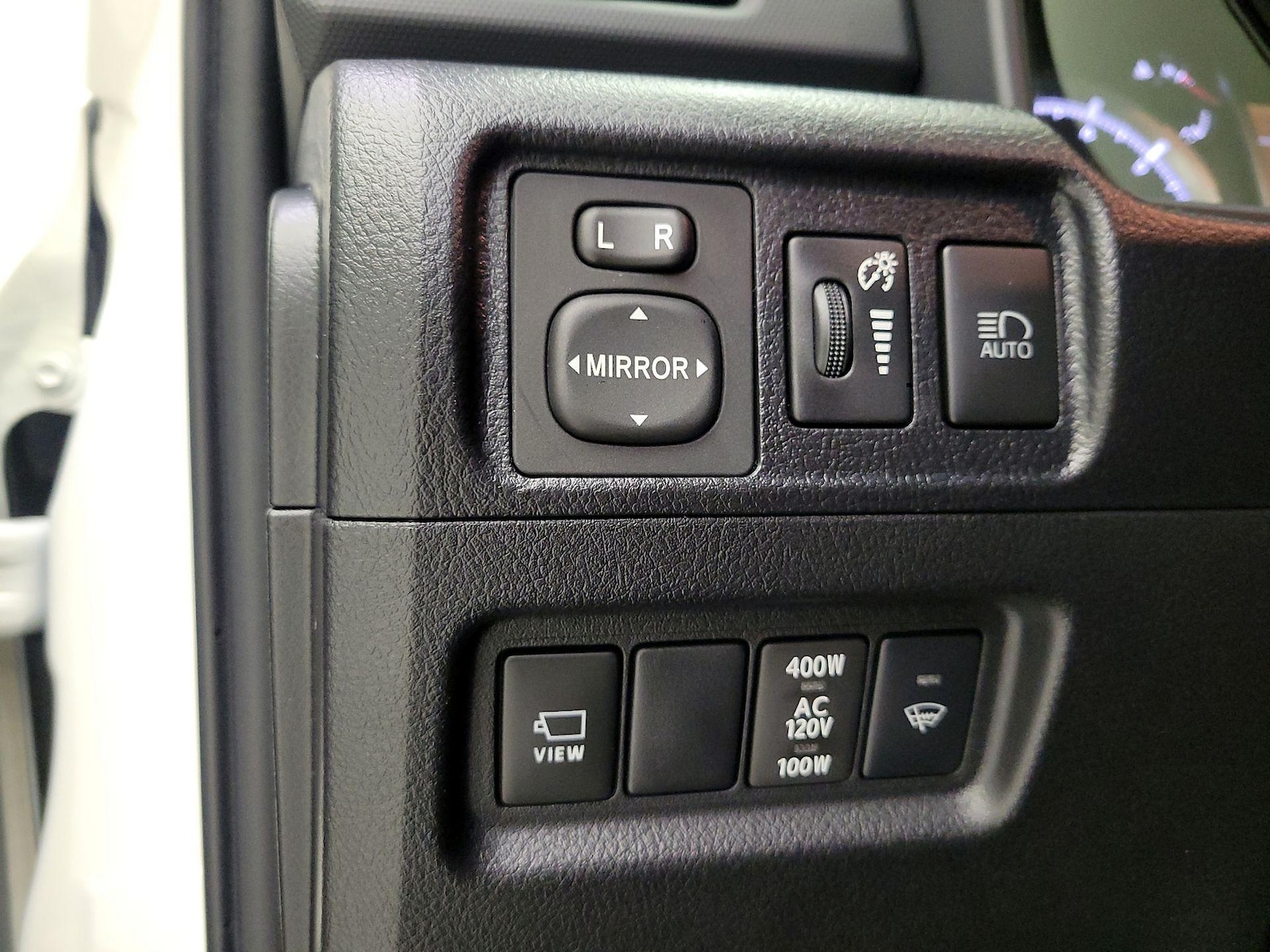 2023 Toyota 4Runner Limited - Photo 14